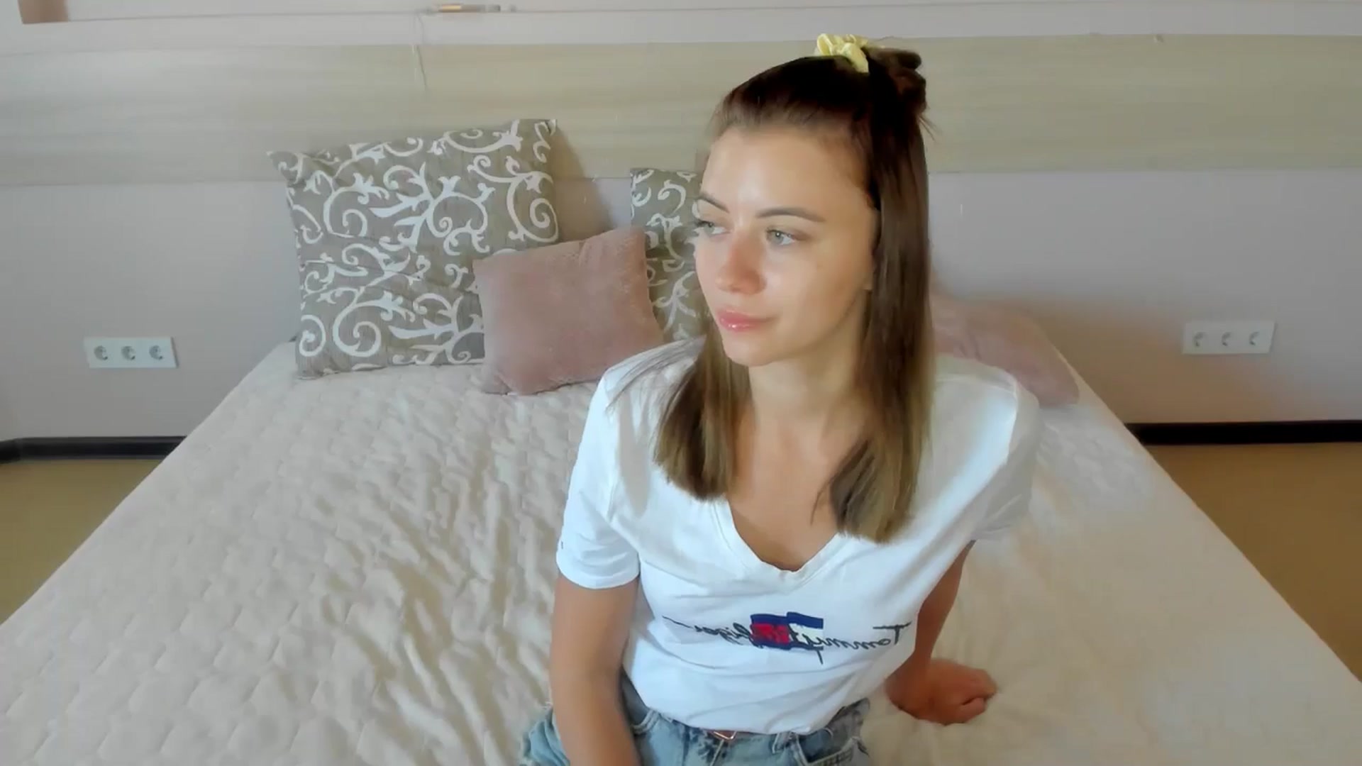 Gallery image thumbnail from Sulfate0's myfreecams stream on, 07/09/2024, 06:20 image 8 of 20