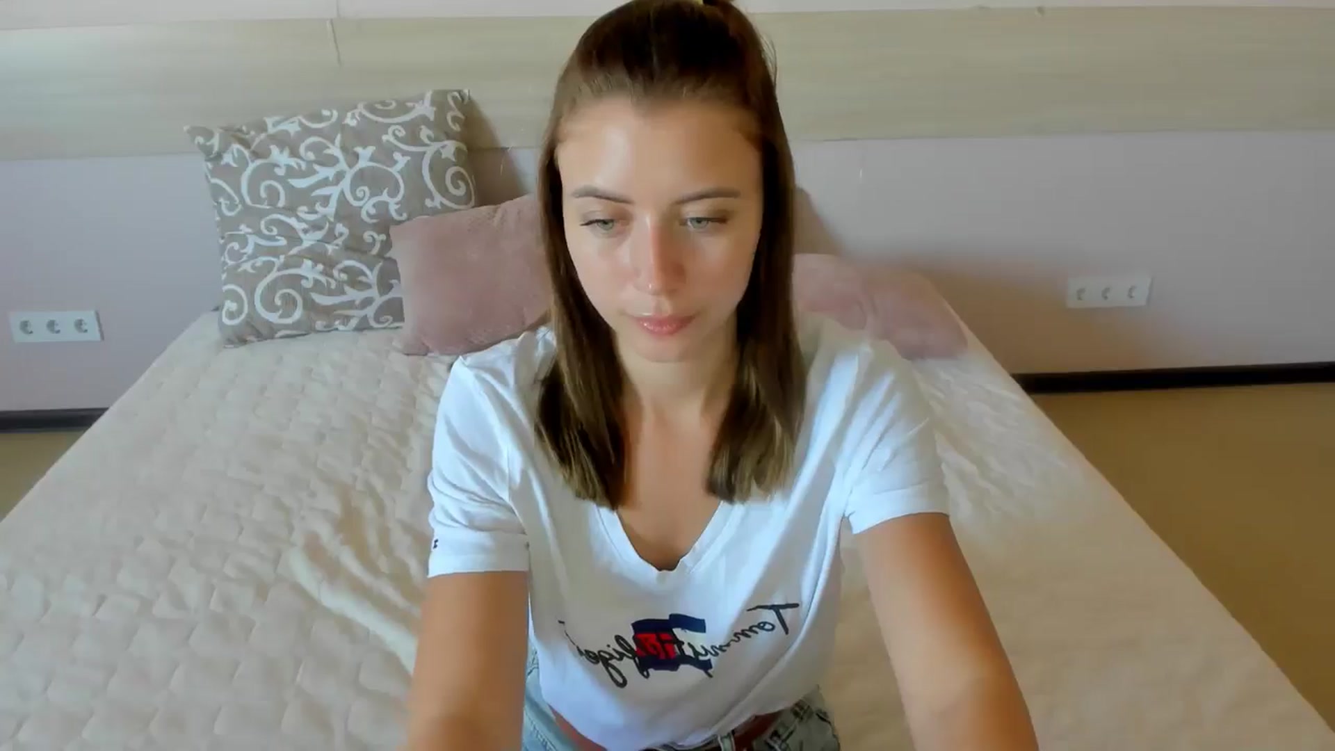 Gallery image thumbnail from Sulfate0's myfreecams stream on, 07/09/2024, 07:22 image 20 of 20