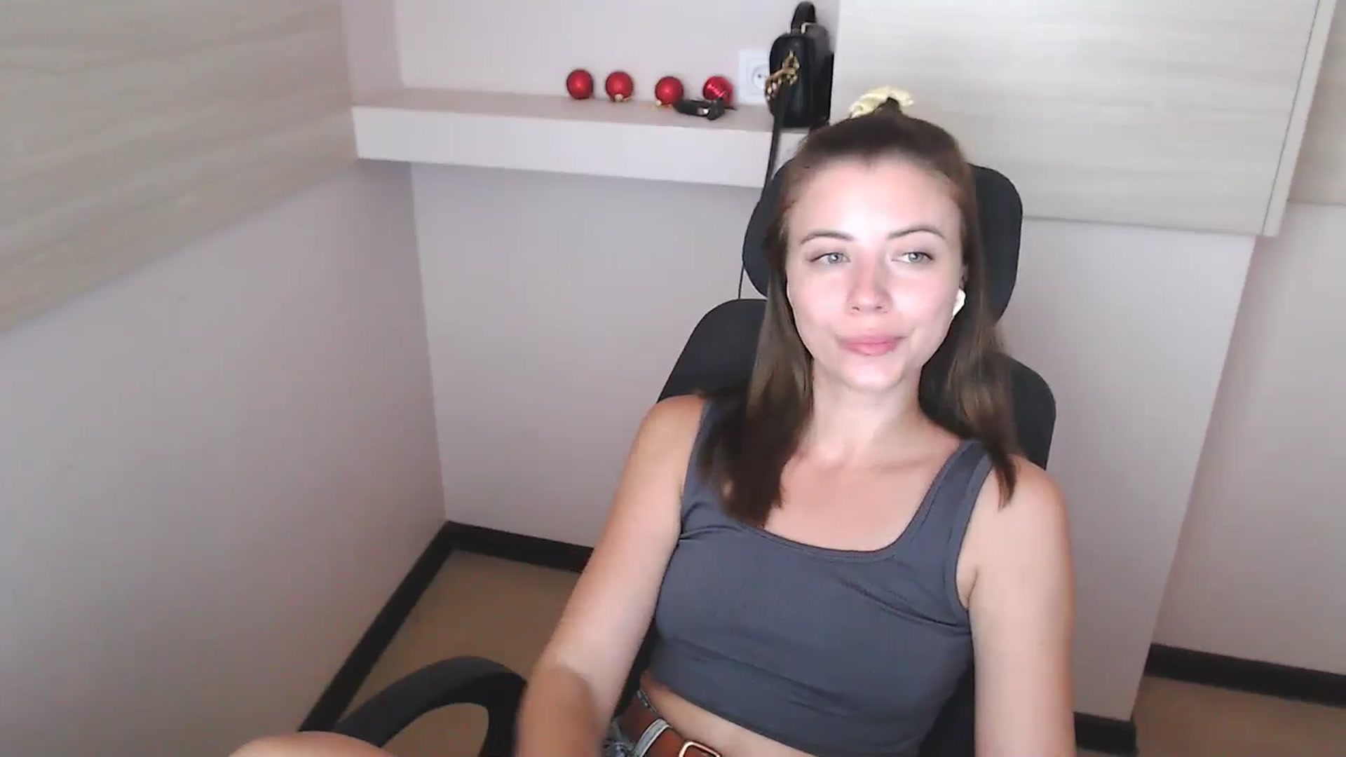 Gallery image thumbnail from Sulfate0's myfreecams stream on, 07/10/2024, 11:02 image 20 of 20