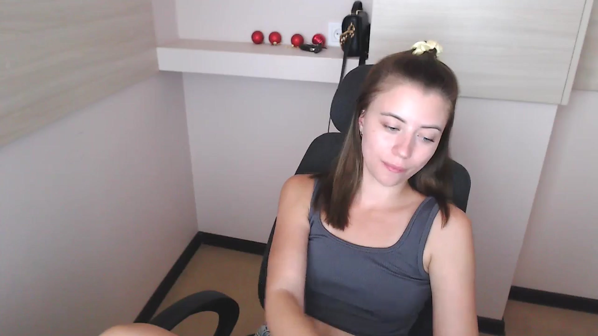 Gallery image thumbnail from Sulfate0's myfreecams stream on, 07/10/2024, 11:02 image 19 of 20