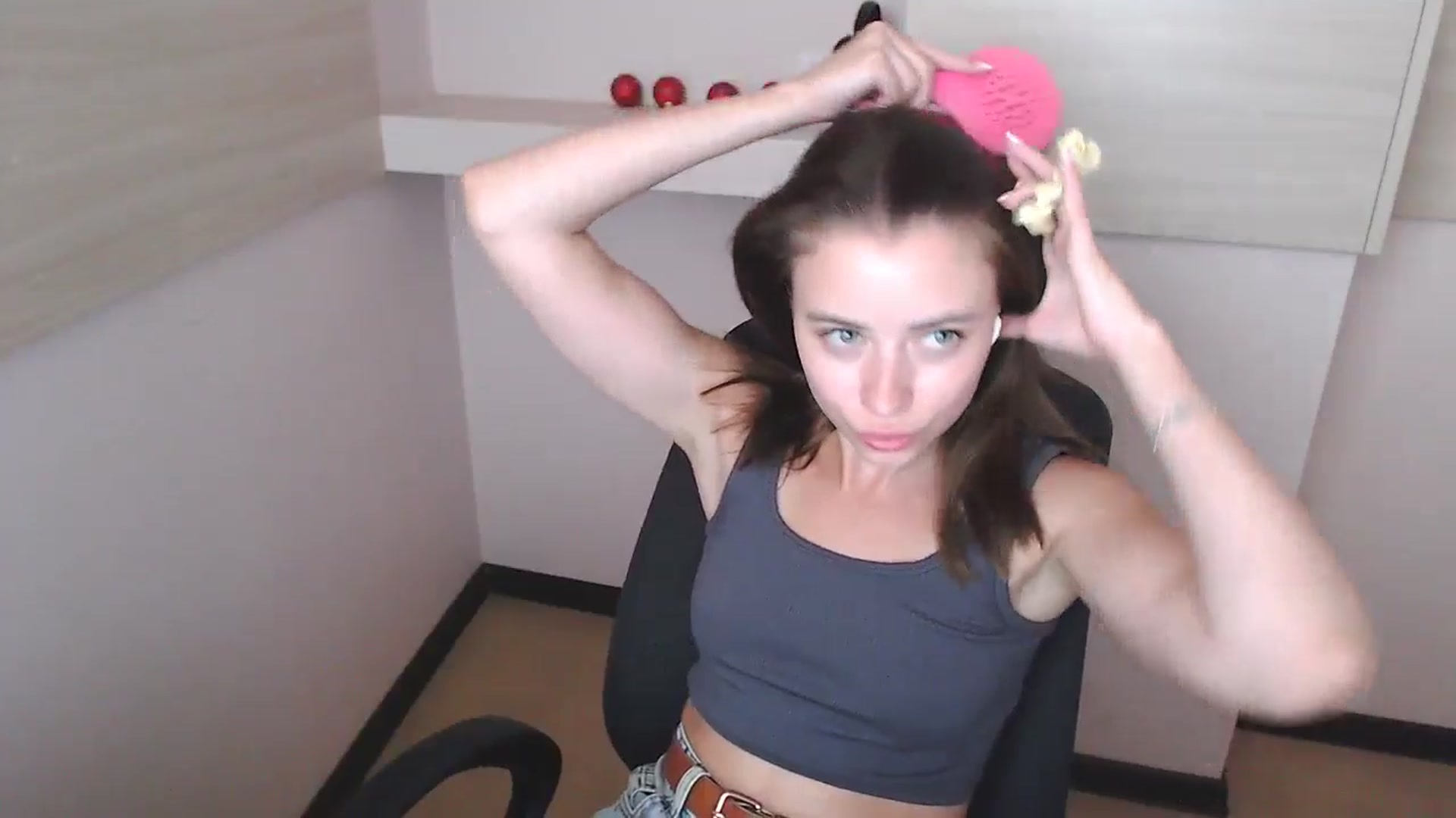 Gallery image thumbnail from Sulfate0's myfreecams stream on, 07/10/2024, 11:02 image 7 of 20