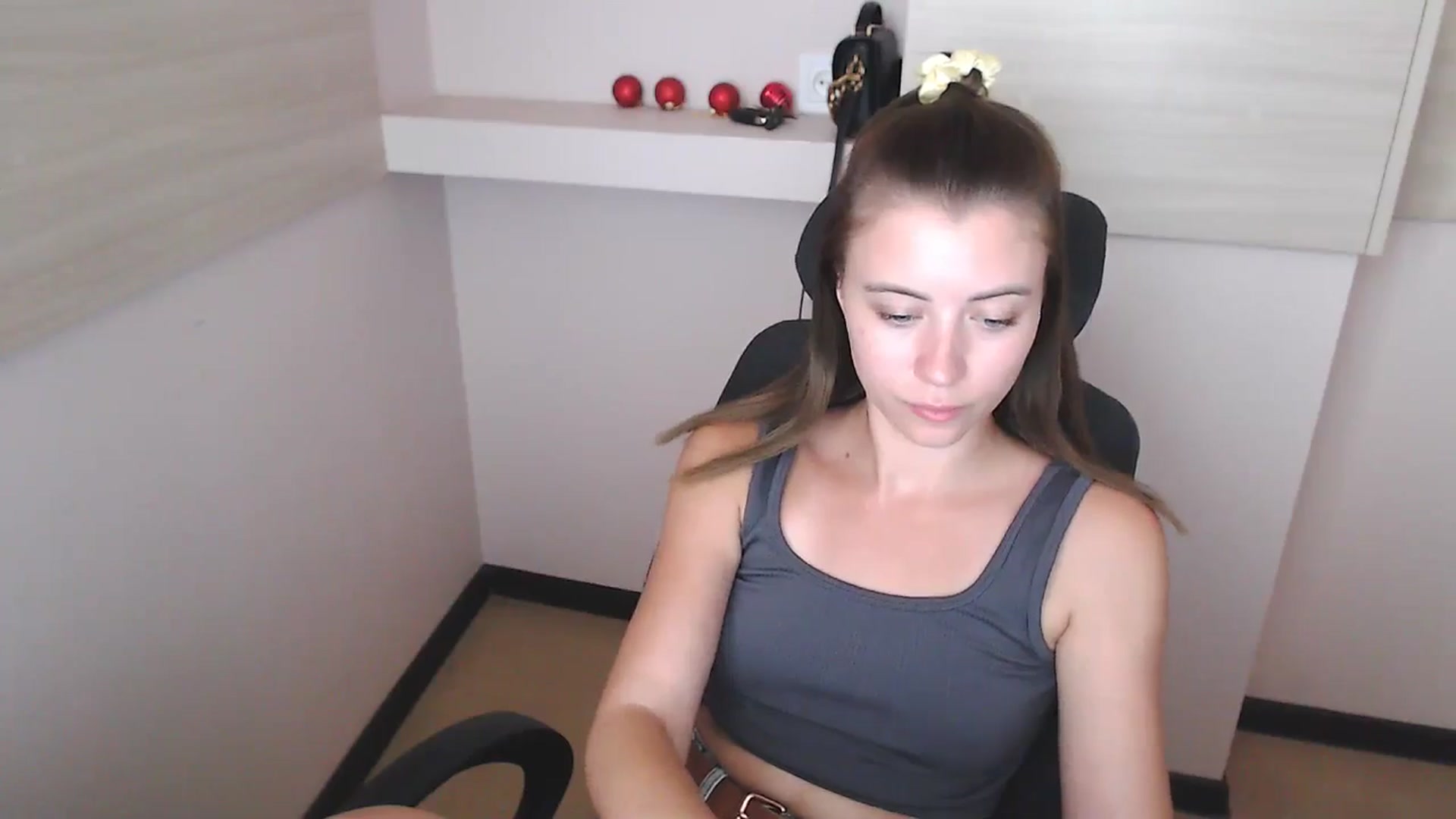 Gallery image thumbnail from Sulfate0's myfreecams stream on, 07/10/2024, 11:02 image 13 of 20