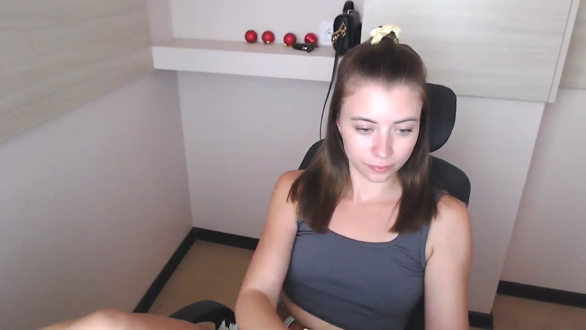 Gallery image thumbnail from Sulfate0's myfreecams stream on, 07/10/2024, 11:20 image 12 of 20
