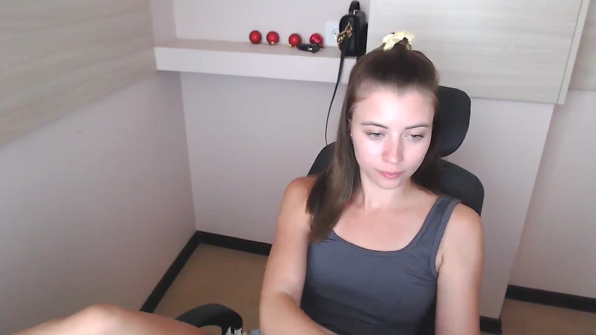 Gallery image thumbnail from Sulfate0's myfreecams stream on, 07/10/2024, 11:20 image 15 of 20