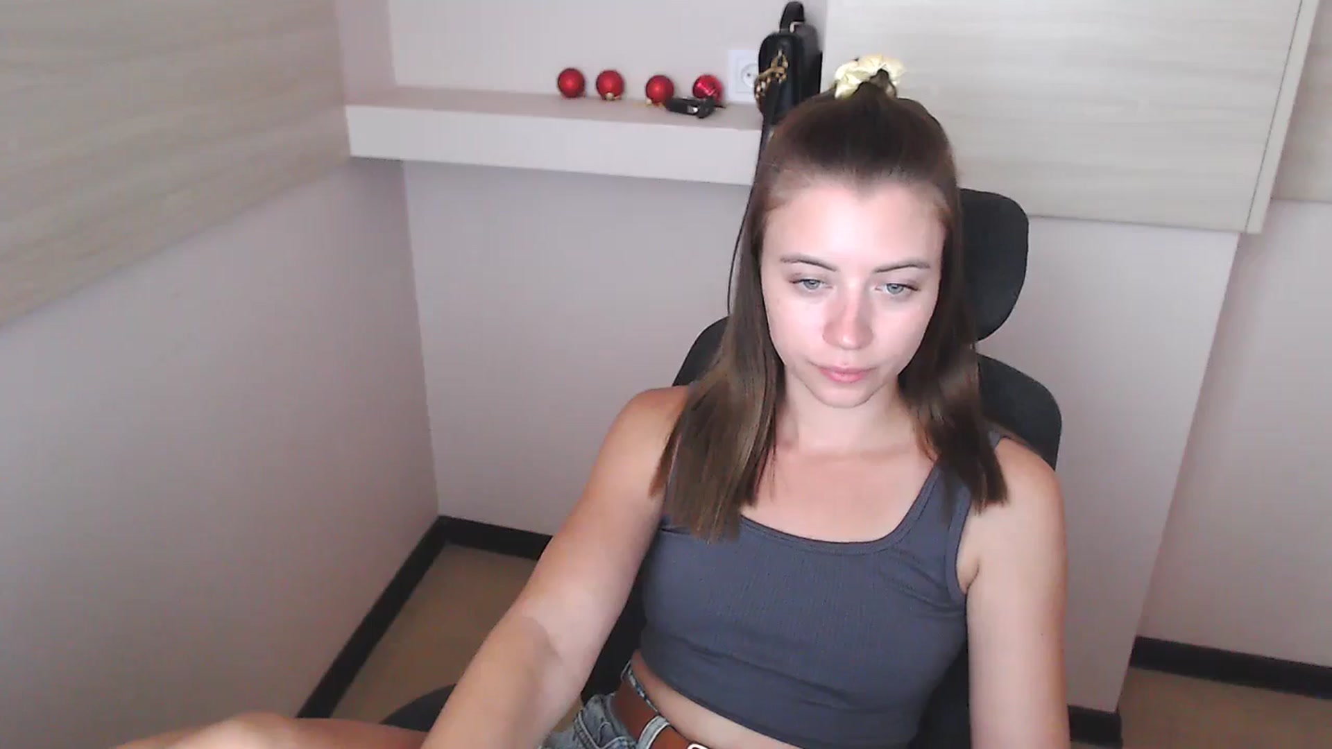Gallery image thumbnail from Sulfate0's myfreecams stream on, 07/10/2024, 11:20 image 7 of 20