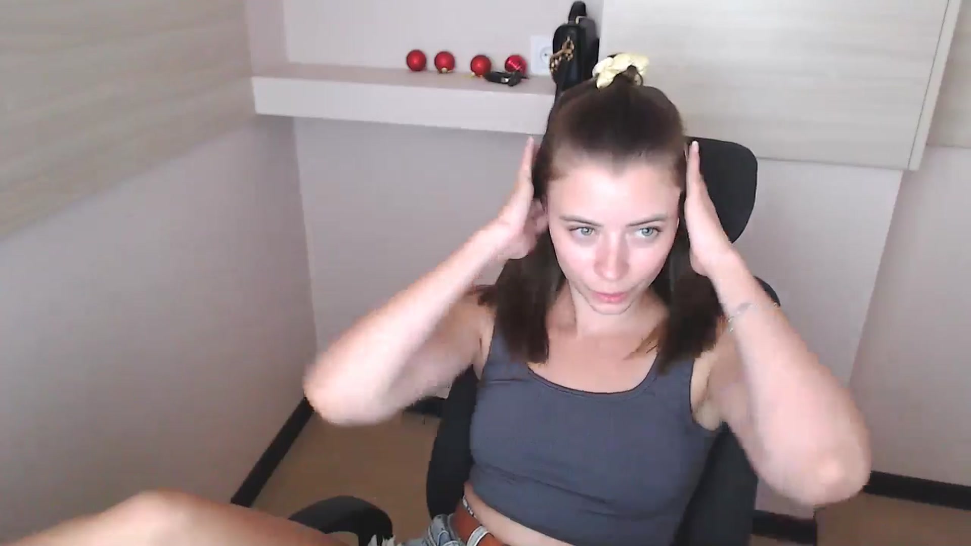 Gallery image thumbnail from Sulfate0's myfreecams stream on, 07/10/2024, 11:20 image 14 of 20