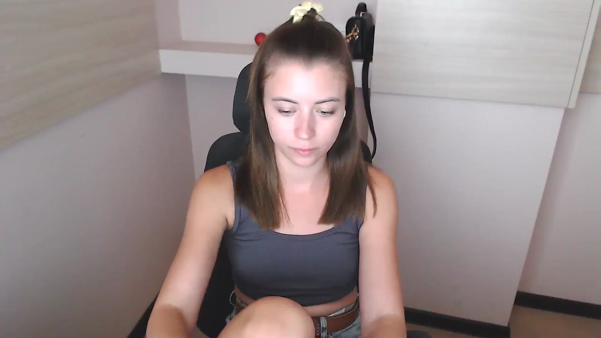 Gallery image thumbnail from Sulfate0's myfreecams stream on, 07/10/2024, 12:05 image 7 of 20