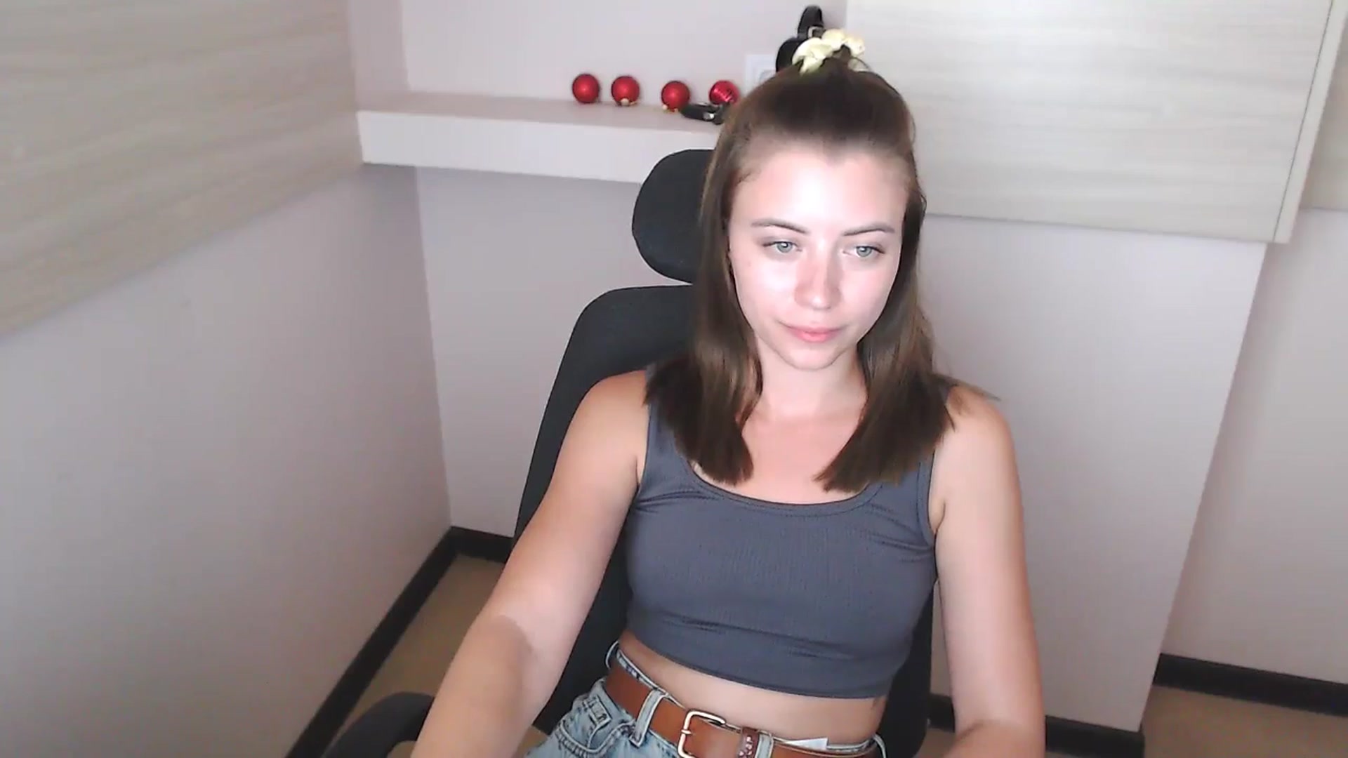Gallery image thumbnail from Sulfate0's myfreecams stream on, 07/10/2024, 12:05 image 20 of 20