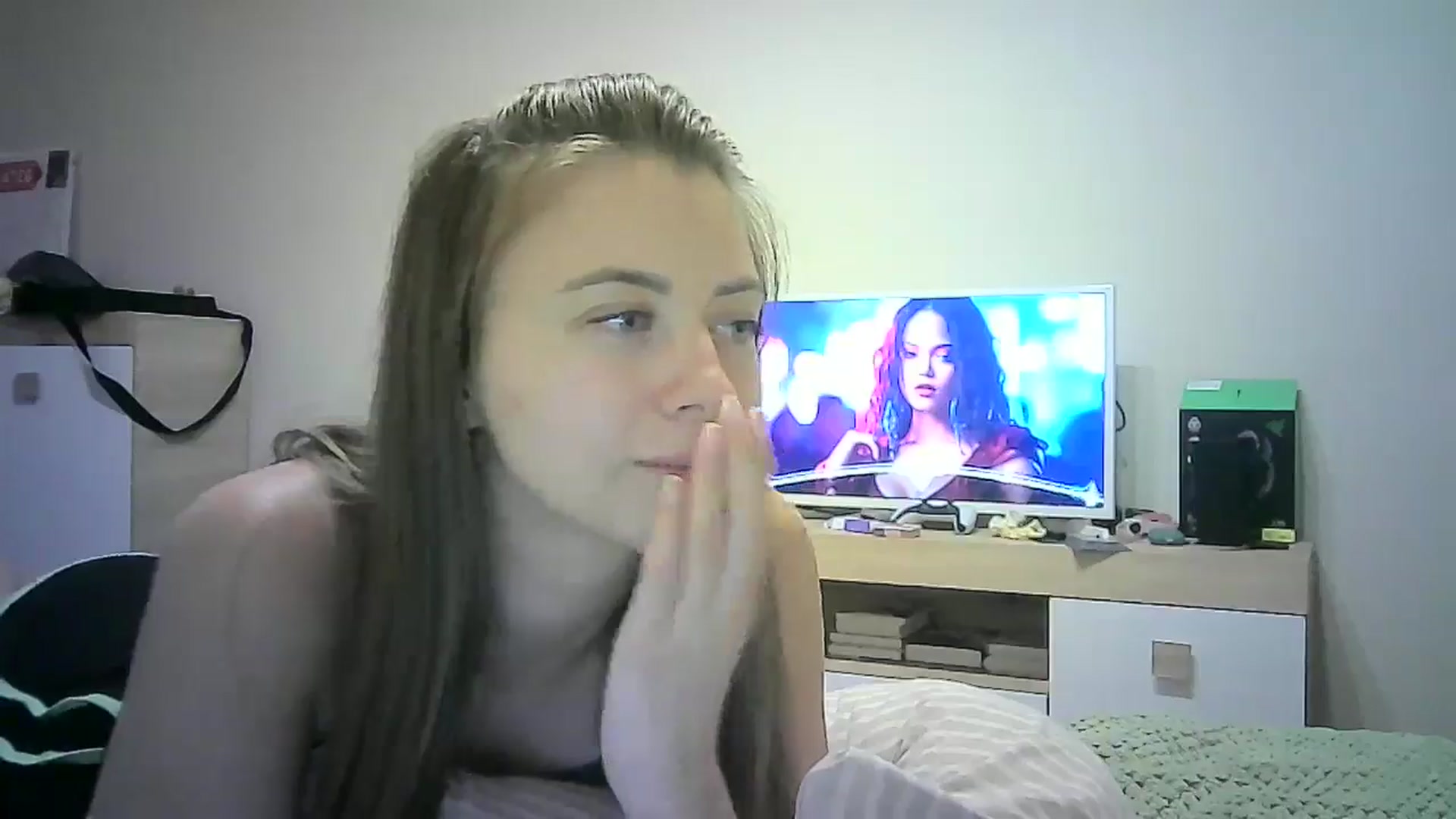 Gallery image thumbnail from Sulfate0's myfreecams stream on, 07/11/2024, 10:14 image 10 of 20