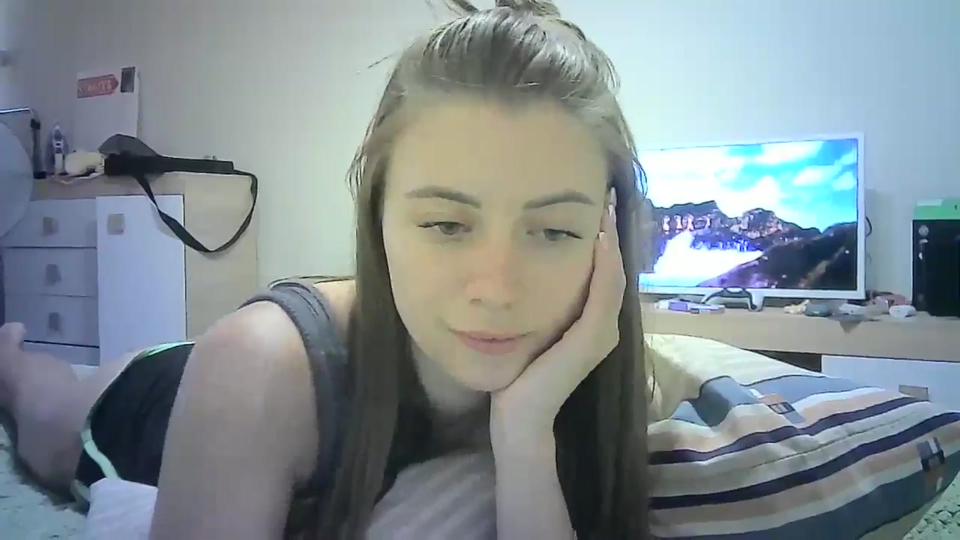 Gallery image thumbnail from Sulfate0's myfreecams stream on, 07/11/2024, 12:03 image 18 of 20
