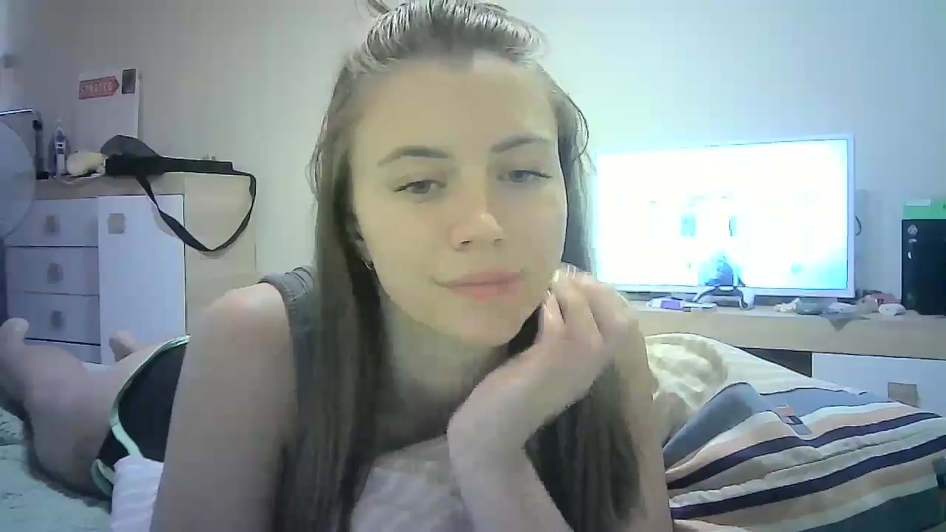 Gallery image thumbnail from Sulfate0's myfreecams stream on, 07/11/2024, 12:03 image 14 of 20