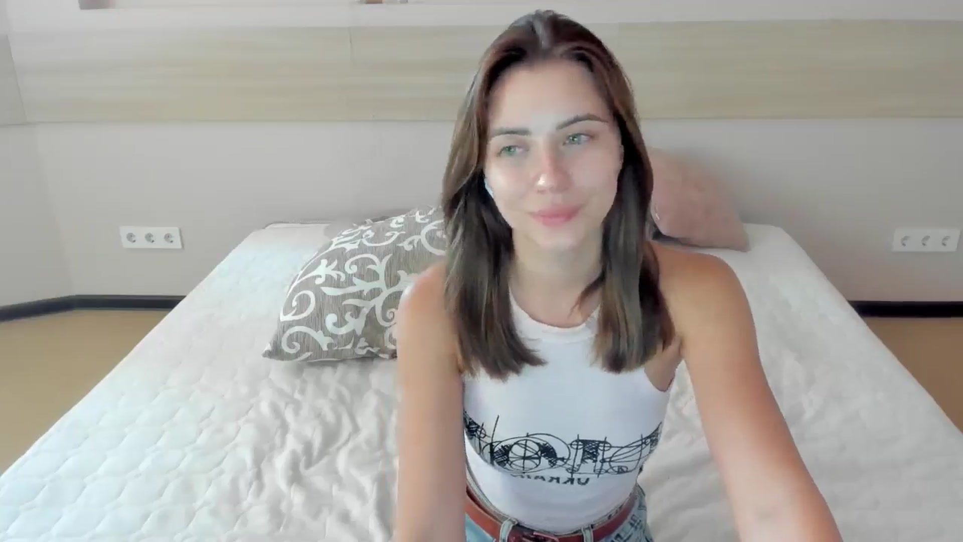 Gallery image thumbnail from Sulfate0's myfreecams stream on, 07/12/2024, 11:44 image 15 of 20