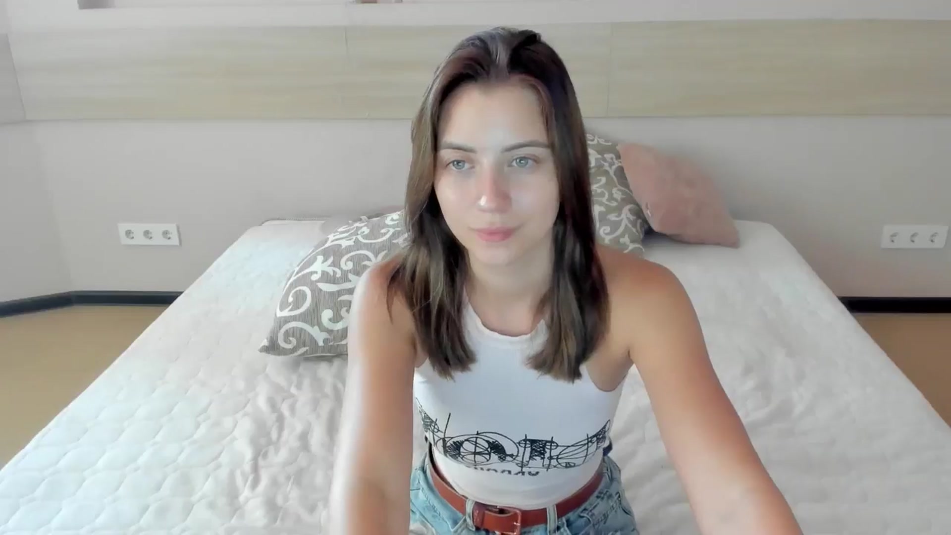 Gallery image thumbnail from Sulfate0's myfreecams stream on, 07/12/2024, 11:44 image 11 of 20