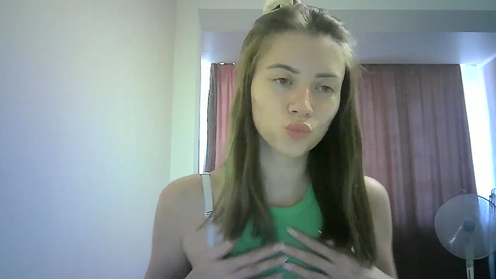 Gallery image thumbnail from Sulfate0's myfreecams stream on, 07/13/2024, 07:41 image 20 of 20