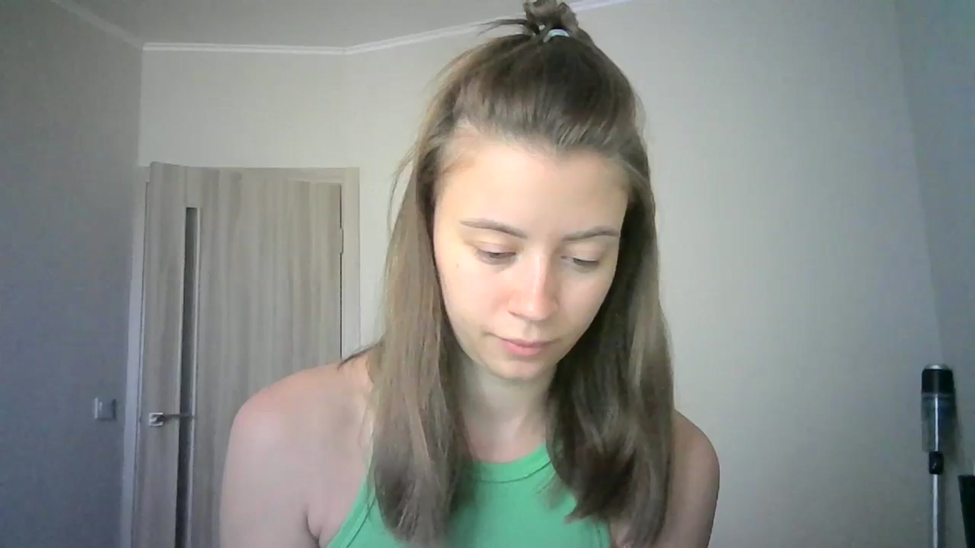 Gallery image thumbnail from Sulfate0's myfreecams stream on, 07/14/2024, 07:46 image 1 of 20
