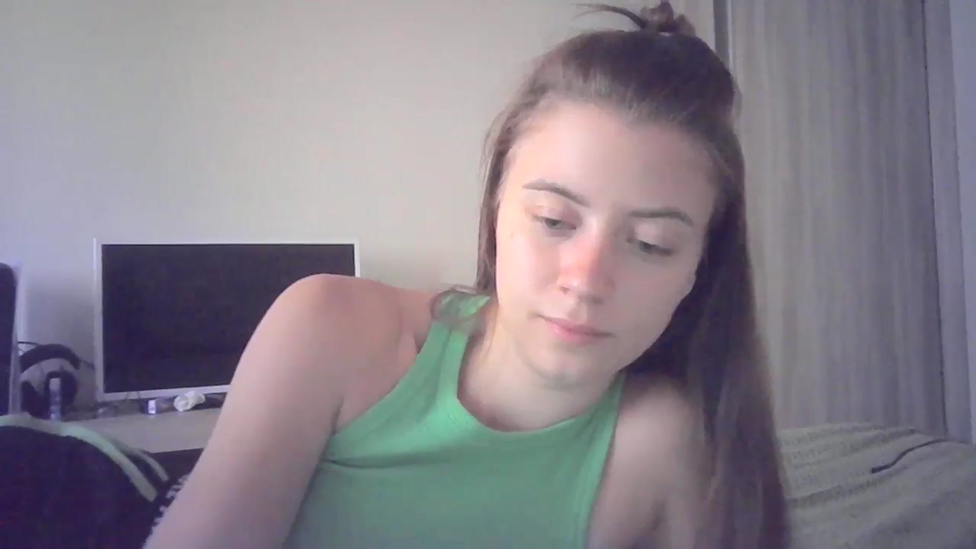 Gallery image thumbnail from Sulfate0's myfreecams stream on, 07/14/2024, 07:46 image 15 of 20