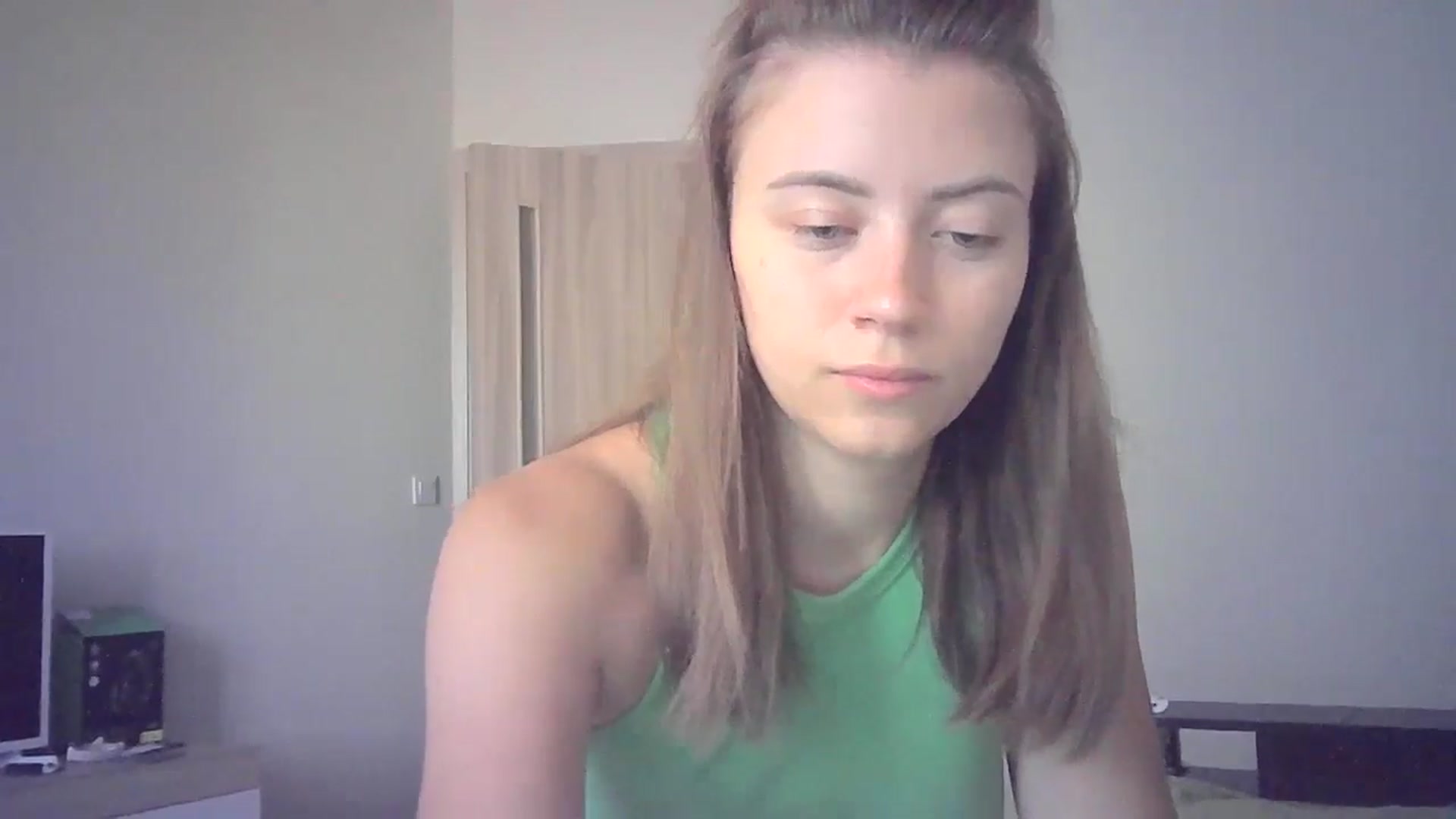 Gallery image thumbnail from Sulfate0's myfreecams stream on, 07/14/2024, 07:46 image 12 of 20