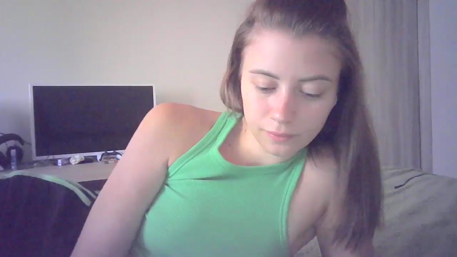 Gallery image thumbnail from Sulfate0's myfreecams stream on, 07/14/2024, 07:46 image 19 of 20
