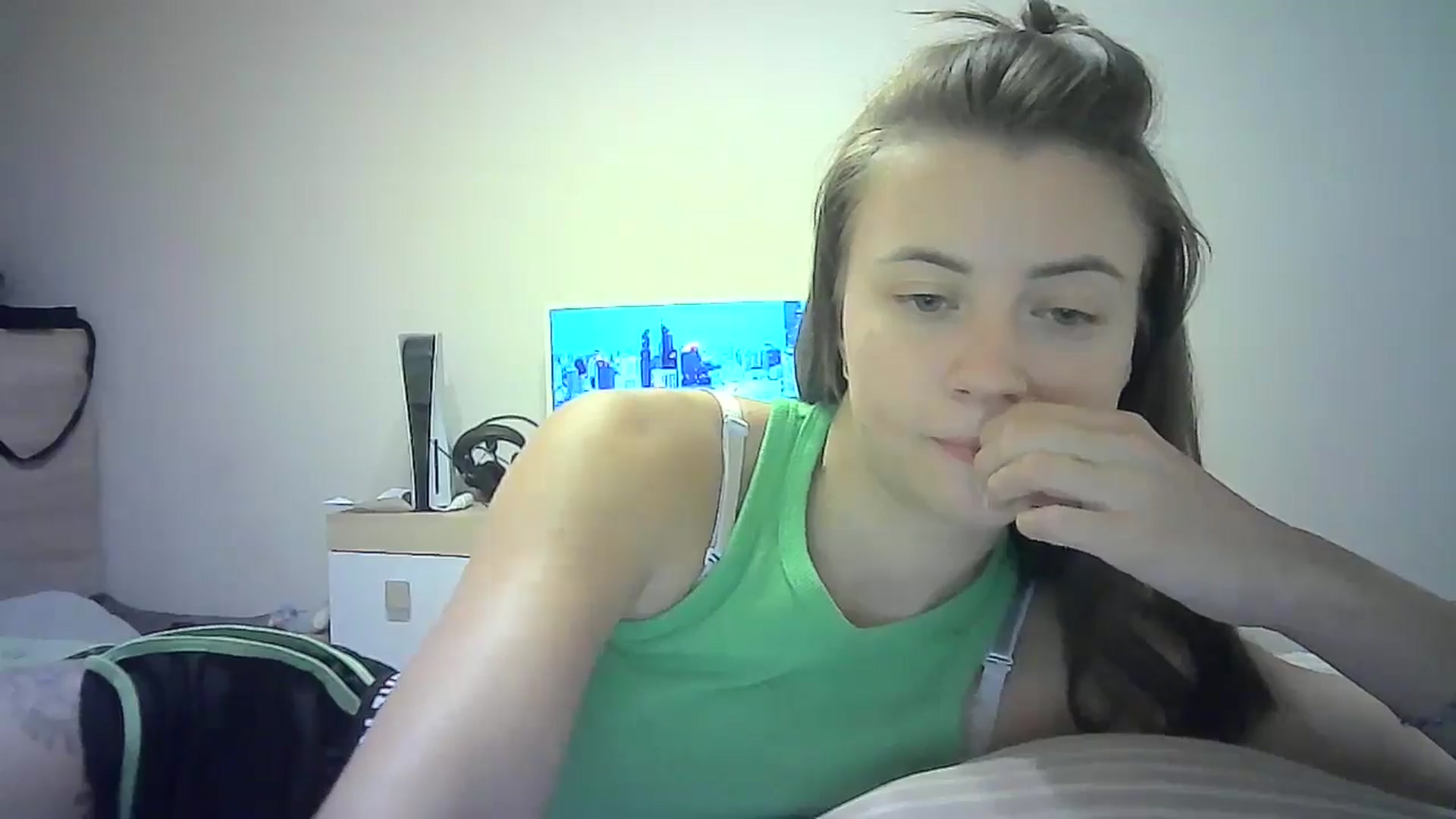 Gallery image thumbnail from Sulfate0's myfreecams stream on, 07/14/2024, 09:39 image 7 of 20