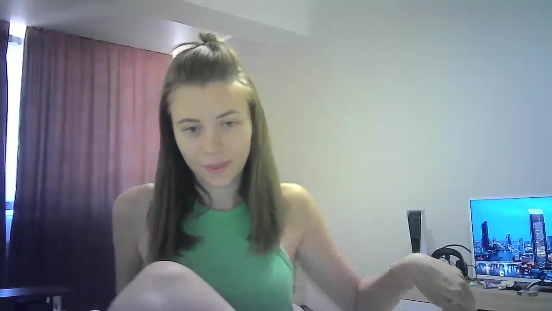 Gallery image thumbnail from Sulfate0's myfreecams stream on, 07/14/2024, 09:39 image 4 of 20