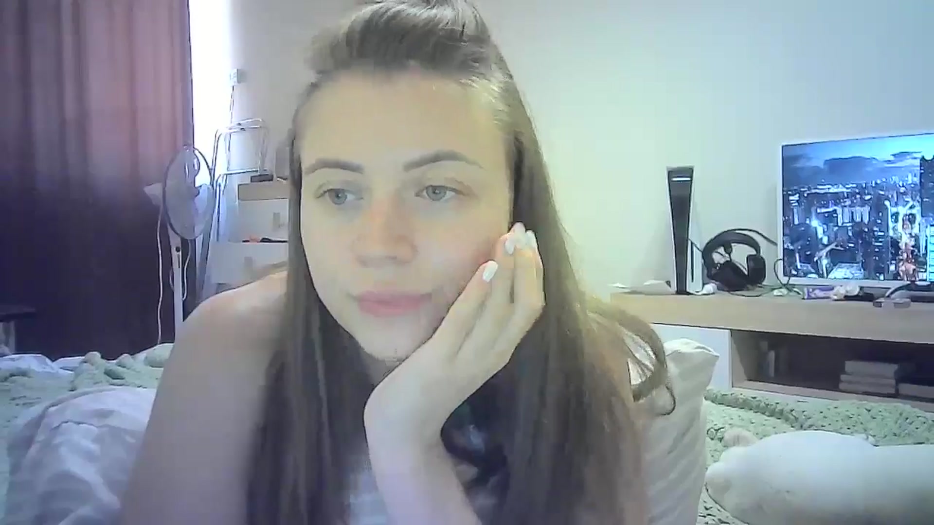 Gallery image thumbnail from Sulfate0's myfreecams stream on, 07/14/2024, 09:39 image 16 of 20