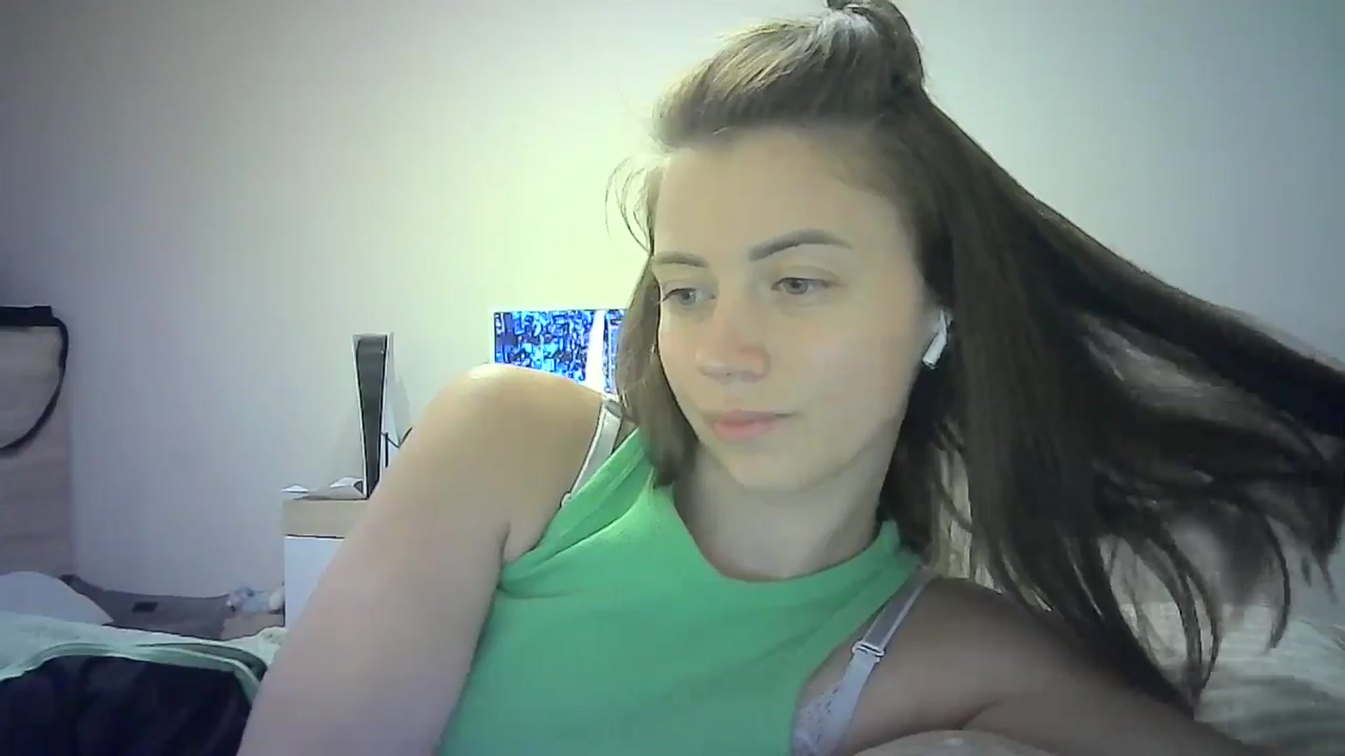 Gallery image thumbnail from Sulfate0's myfreecams stream on, 07/14/2024, 10:07 image 14 of 20