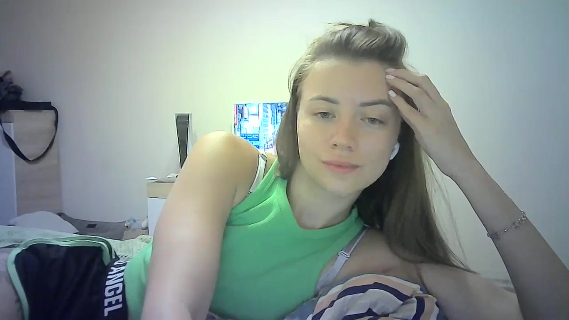Gallery image thumbnail from Sulfate0's myfreecams stream on, 07/14/2024, 10:07 image 12 of 20