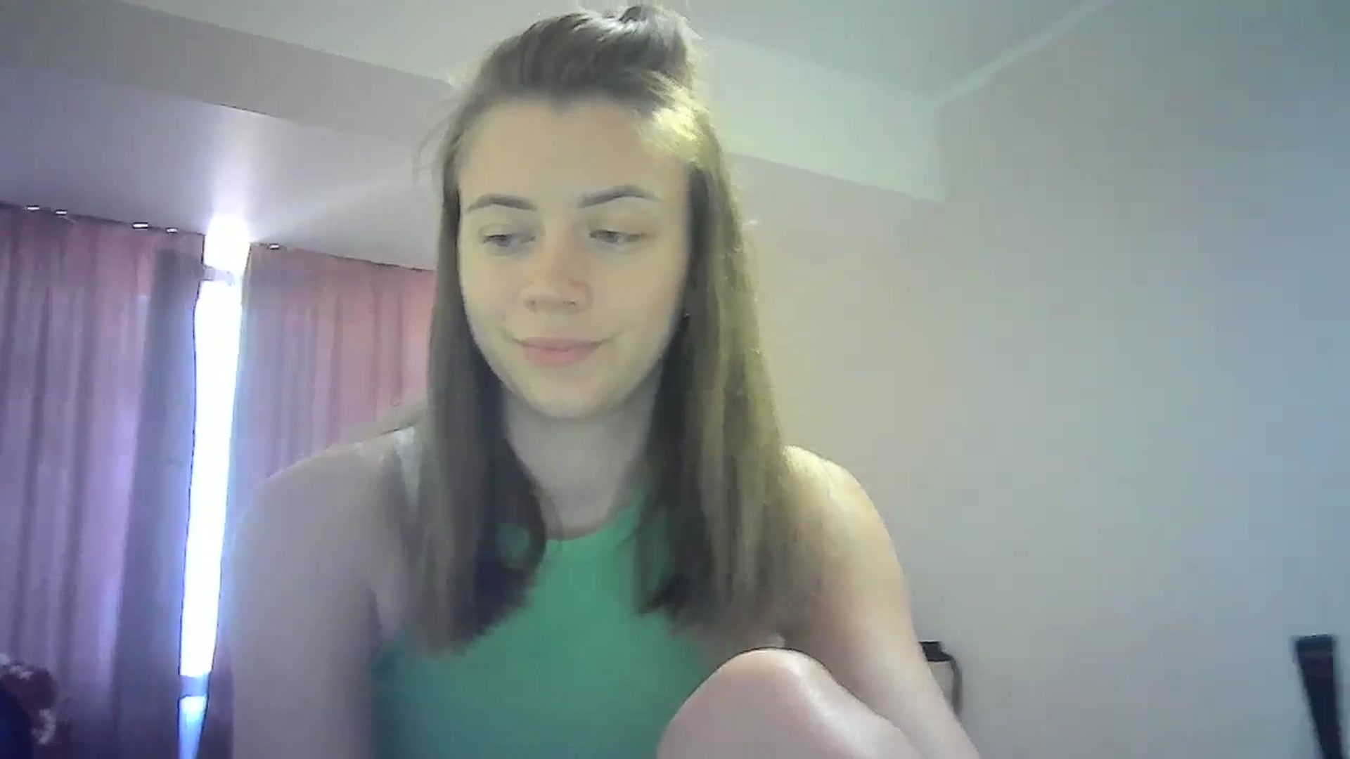 Gallery image thumbnail from Sulfate0's myfreecams stream on, 07/14/2024, 10:43 image 17 of 20