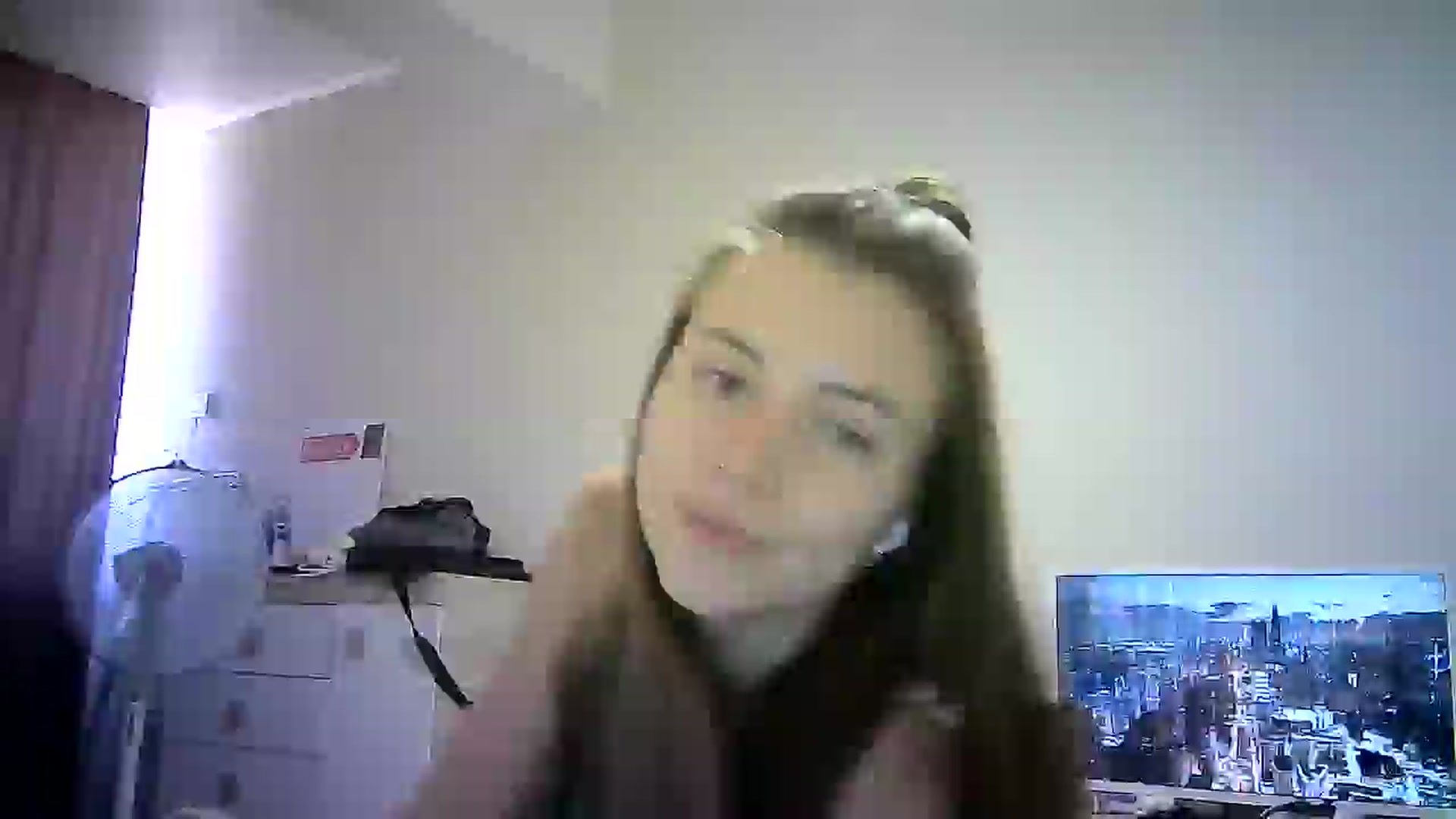 Gallery image thumbnail from Sulfate0's myfreecams stream on, 07/15/2024, 09:28 image 7 of 20
