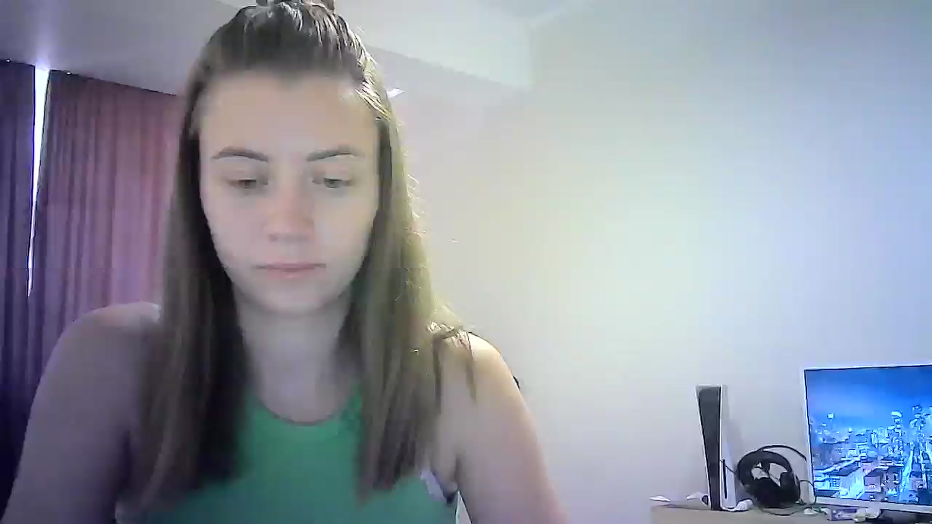 Gallery image thumbnail from Sulfate0's myfreecams stream on, 07/15/2024, 09:28 image 4 of 20