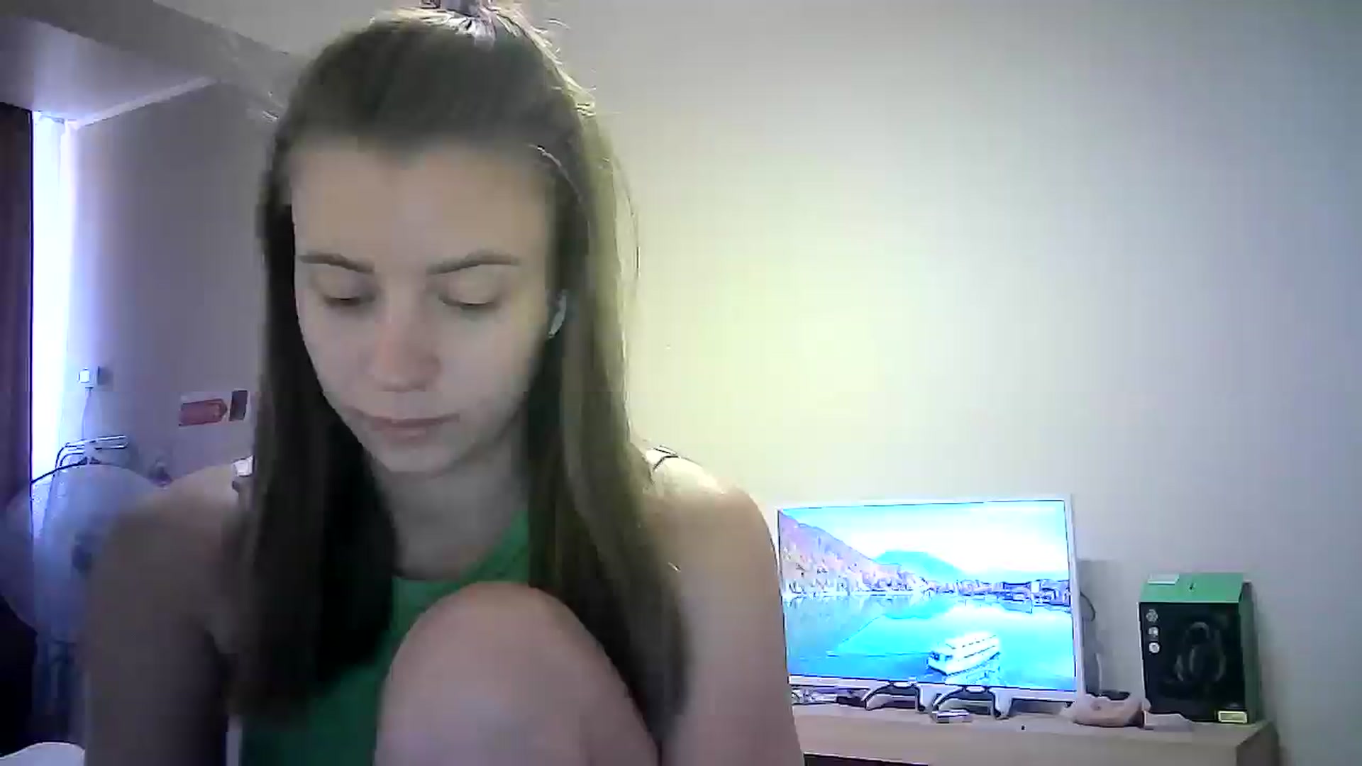 Gallery image thumbnail from Sulfate0's myfreecams stream on, 07/18/2024, 07:44 image 7 of 20