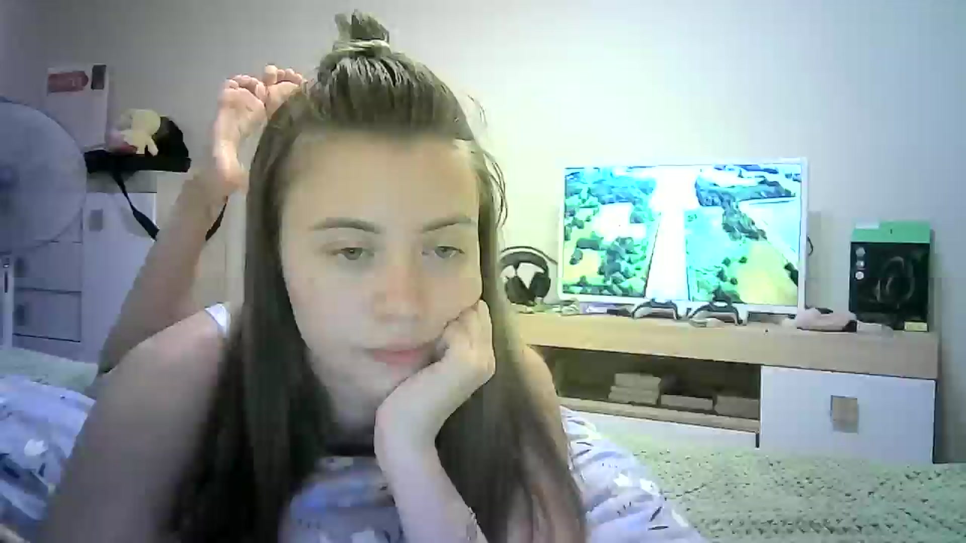 Gallery image thumbnail from Sulfate0's myfreecams stream on, 07/18/2024, 08:28 image 2 of 20