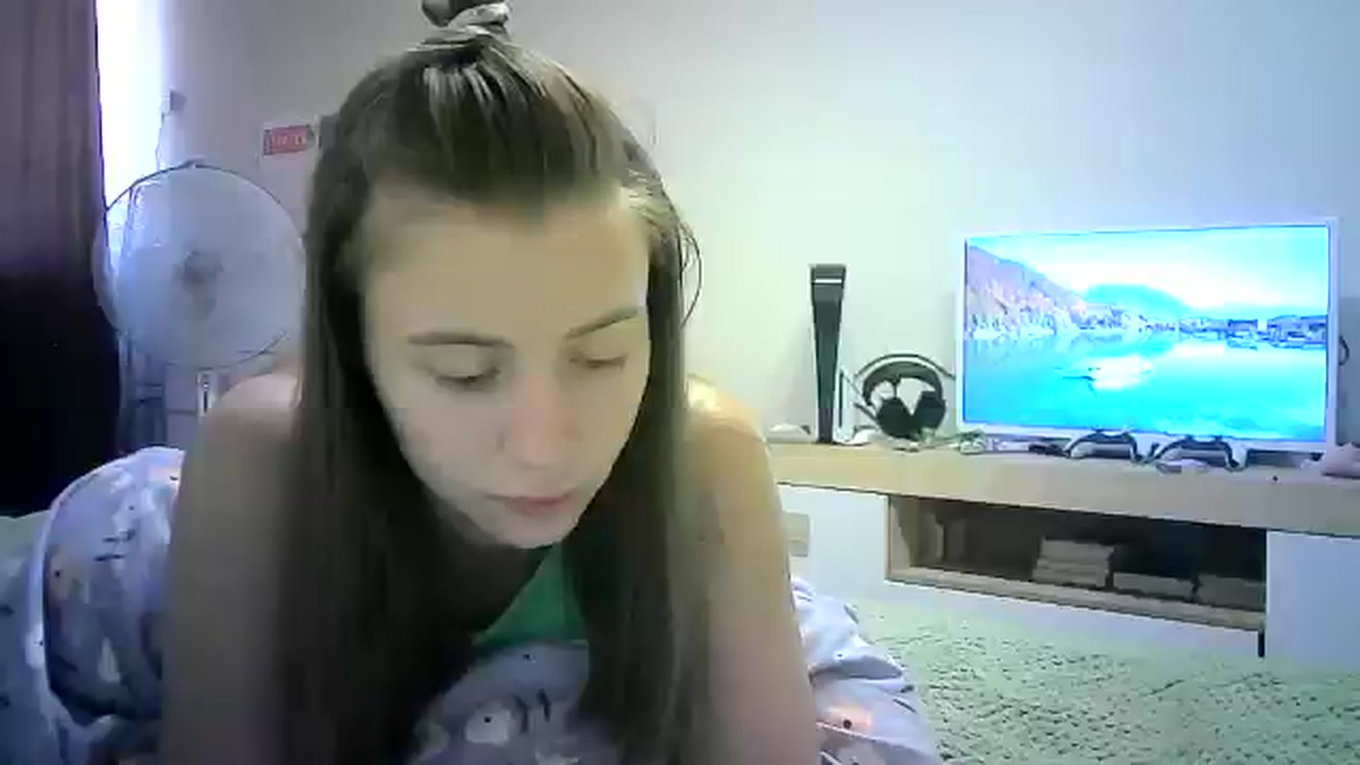 Gallery image thumbnail from Sulfate0's myfreecams stream on, 07/18/2024, 08:51 image 10 of 20