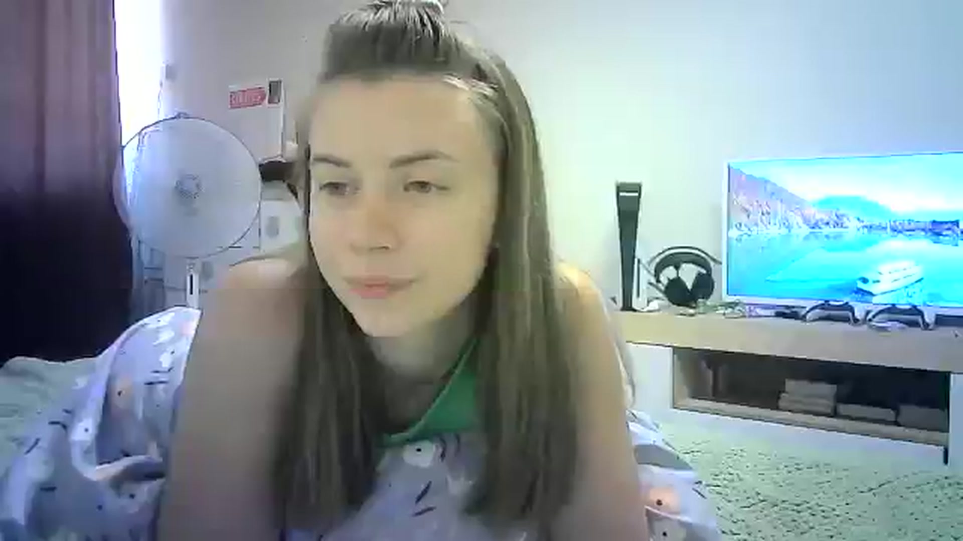Gallery image thumbnail from Sulfate0's myfreecams stream on, 07/18/2024, 08:51 image 19 of 20