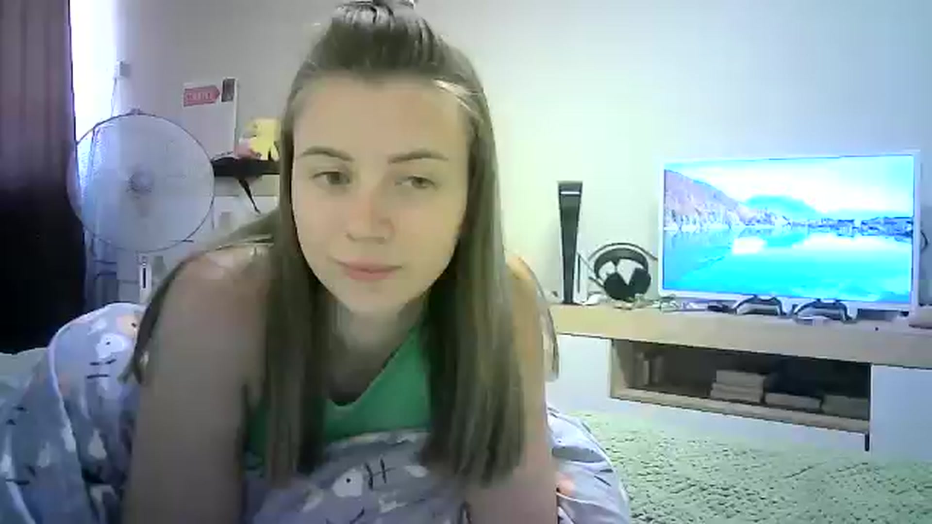 Gallery image thumbnail from Sulfate0's myfreecams stream on, 07/18/2024, 08:51 image 1 of 20