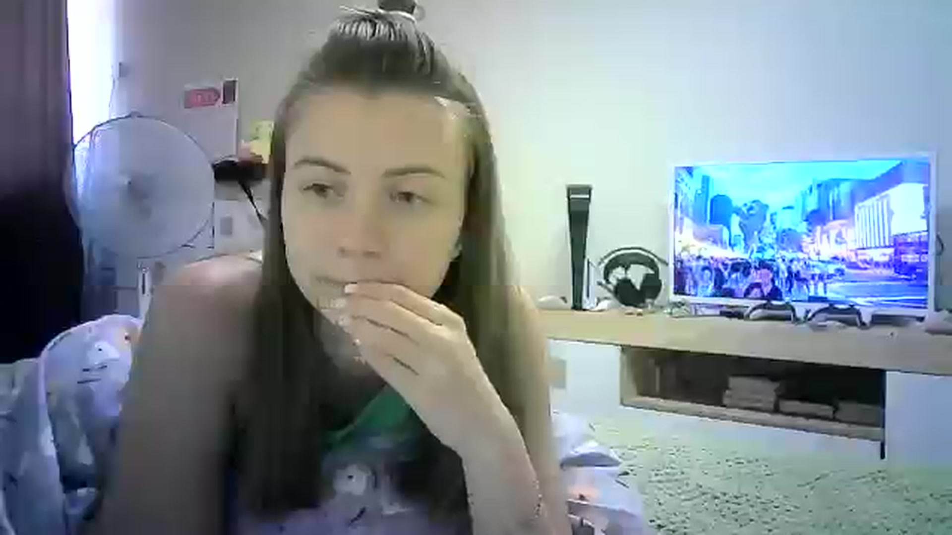Gallery image thumbnail from Sulfate0's myfreecams stream on, 07/18/2024, 08:51 image 6 of 20