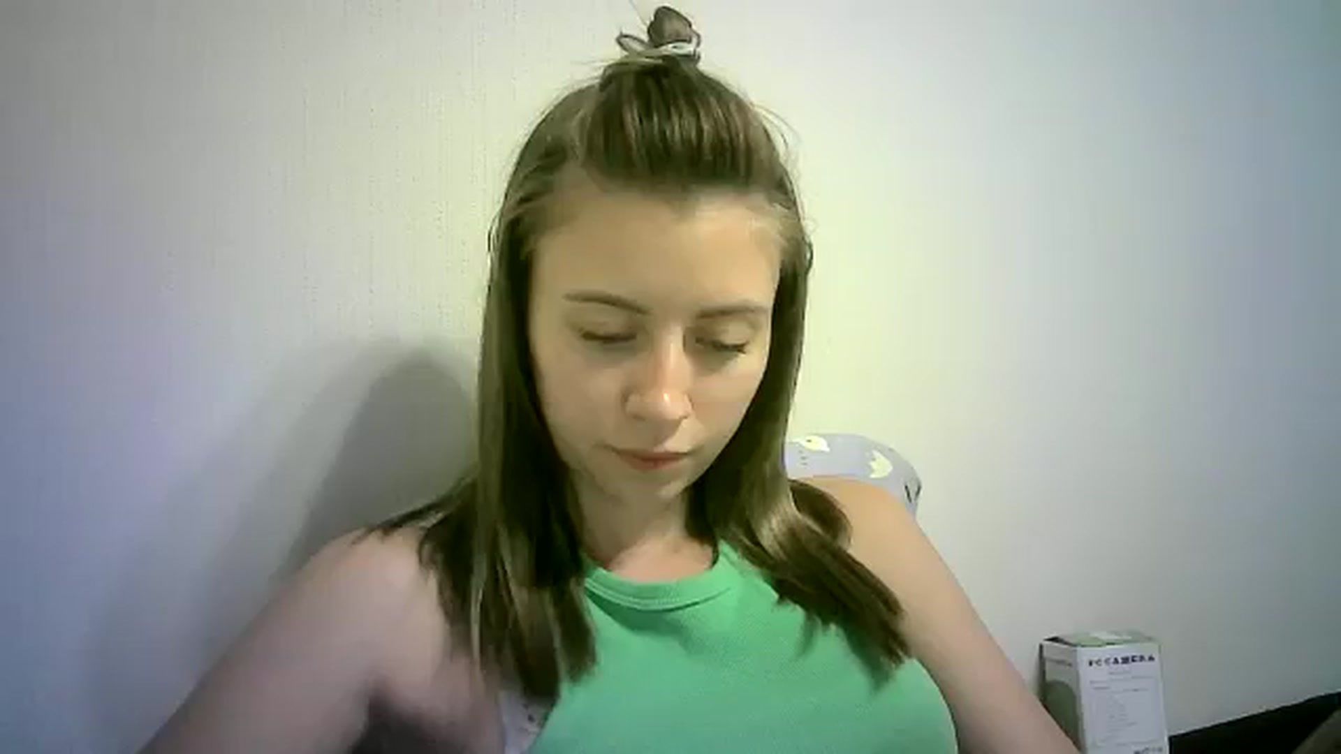 Gallery image thumbnail from Sulfate0's myfreecams stream on, 07/18/2024, 10:56 image 11 of 20