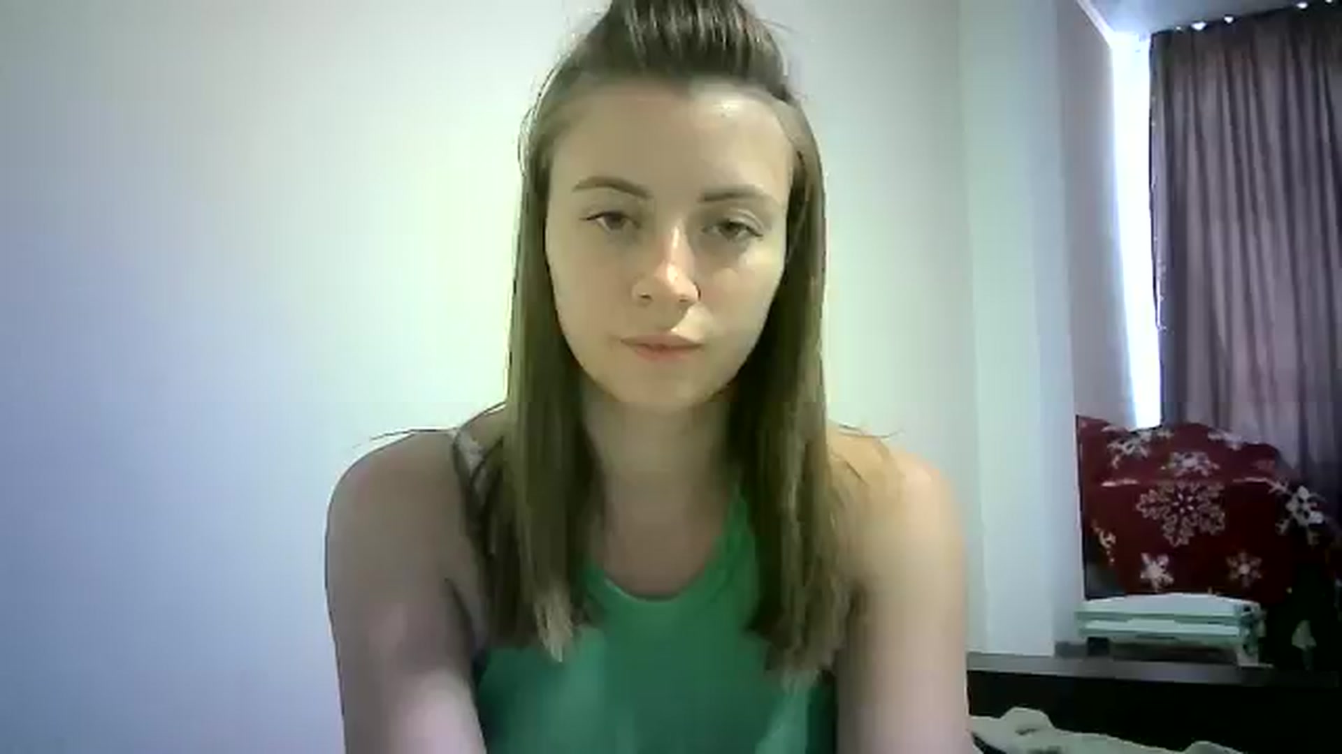 Gallery image thumbnail from Sulfate0's myfreecams stream on, 07/18/2024, 10:56 image 16 of 20