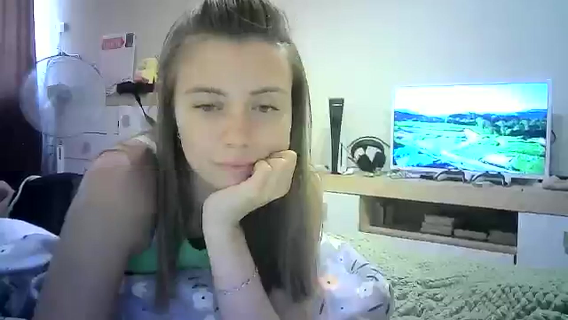 Gallery image thumbnail from Sulfate0's myfreecams stream on, 07/18/2024, 11:52 image 18 of 20