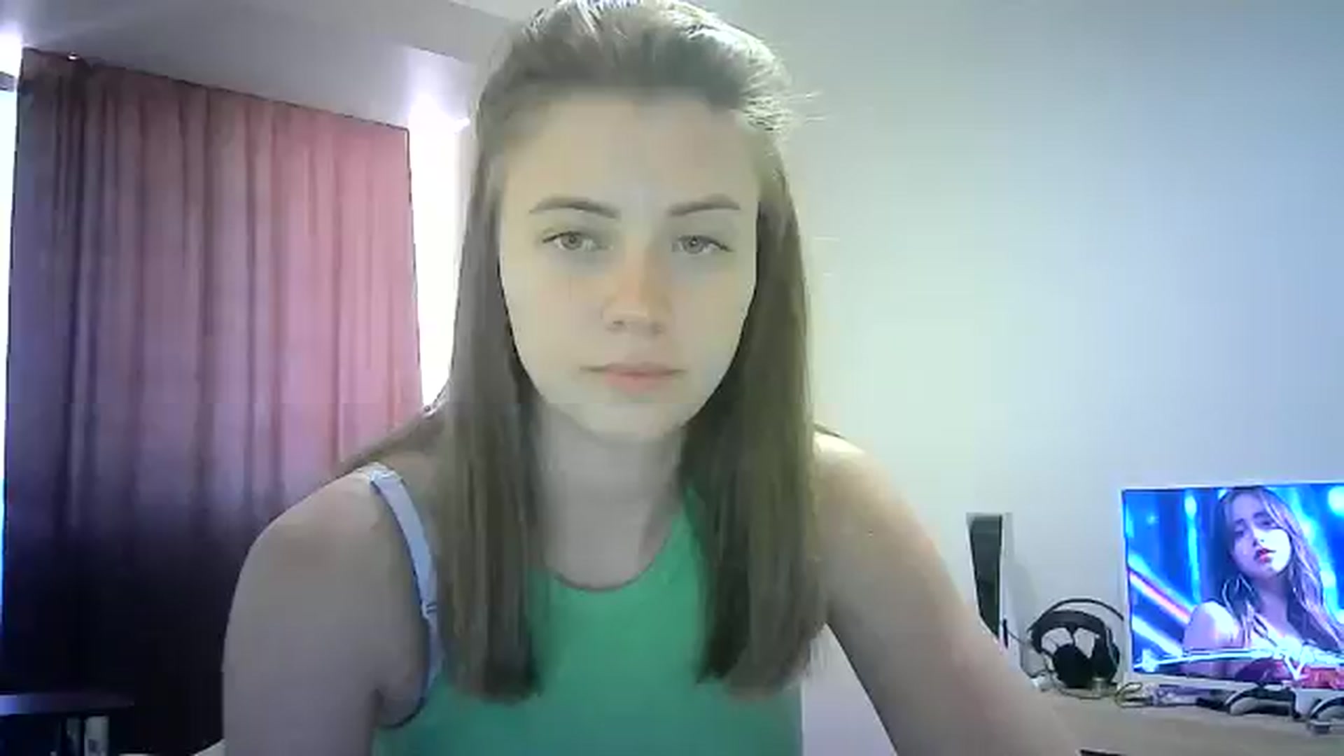 Gallery image thumbnail from Sulfate0's myfreecams stream on, 07/19/2024, 09:34 image 4 of 20