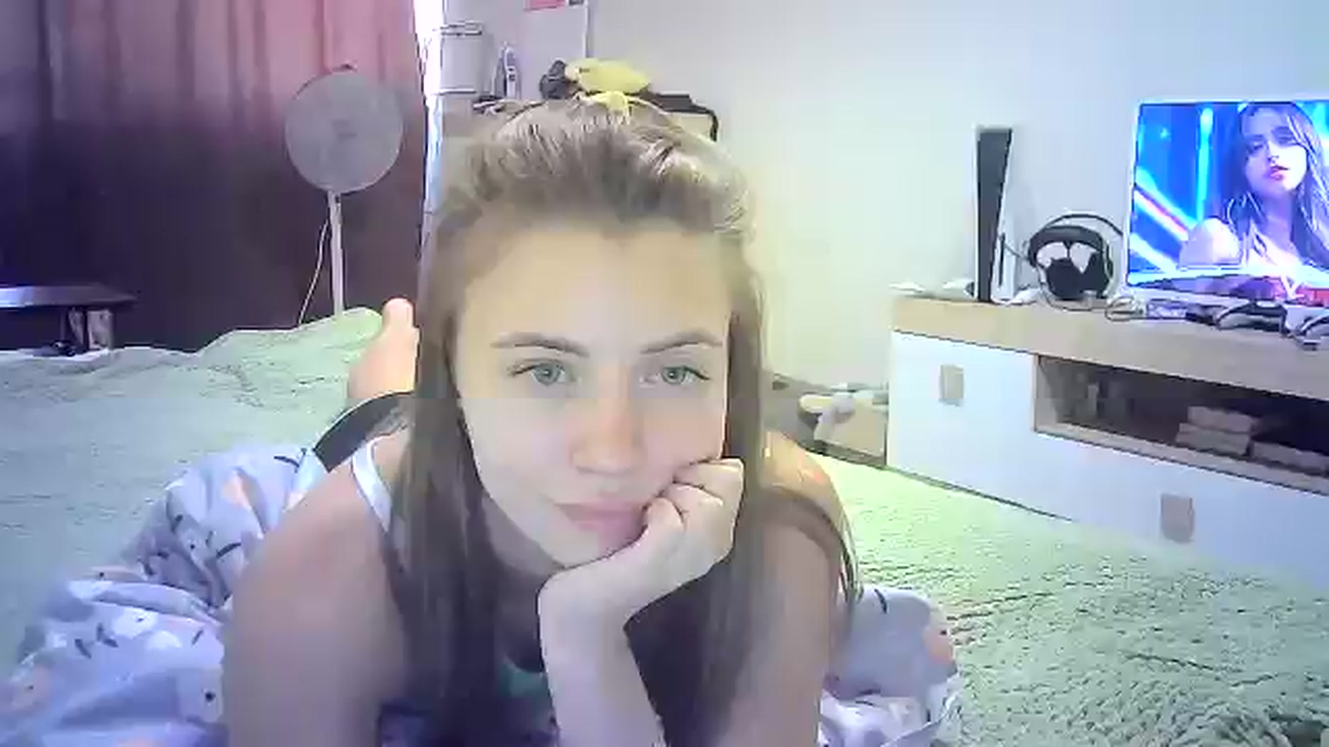 Gallery image thumbnail from Sulfate0's myfreecams stream on, 07/19/2024, 10:08 image 1 of 20