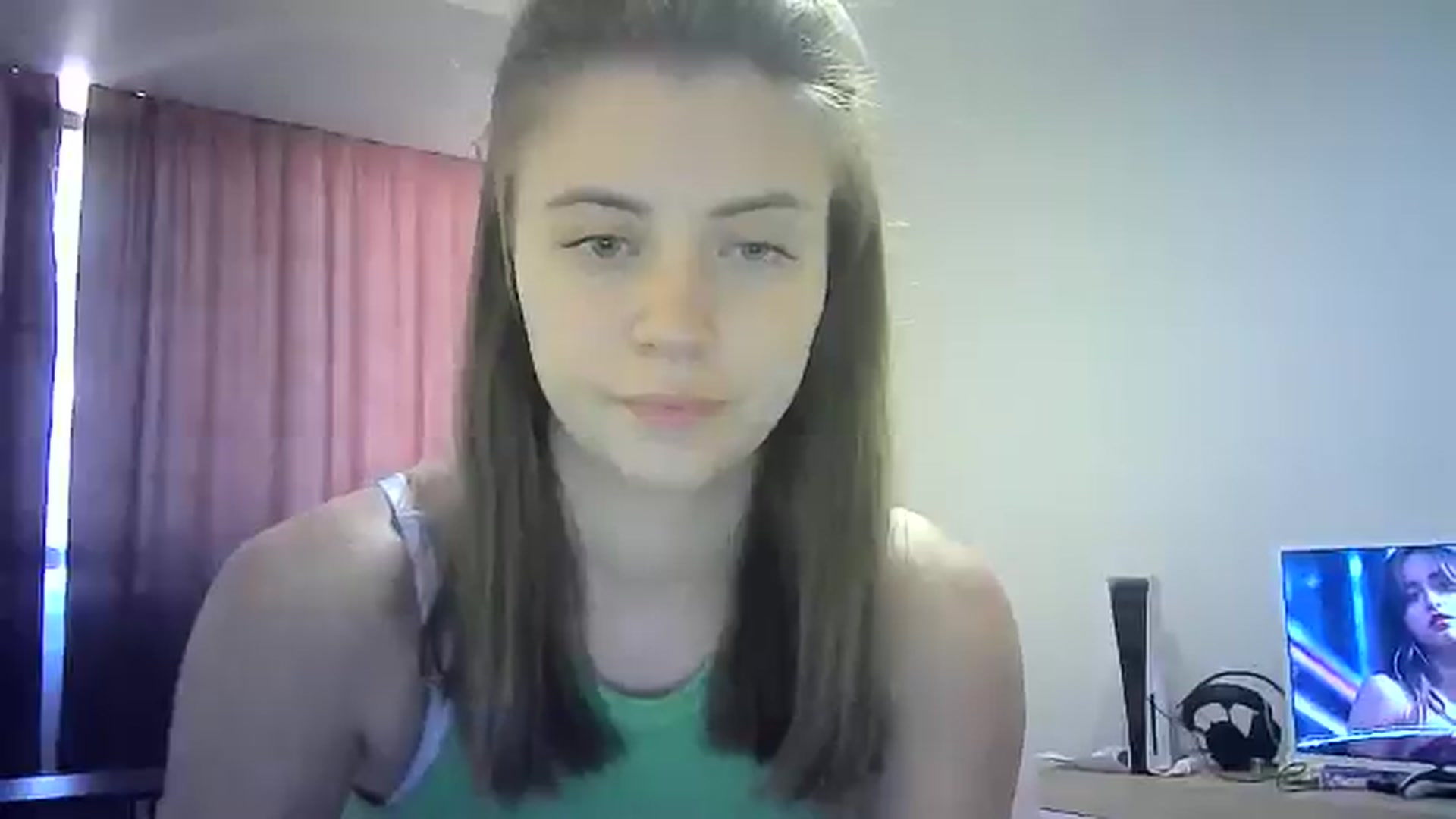 Gallery image thumbnail from Sulfate0's myfreecams stream on, 07/19/2024, 10:08 image 7 of 20
