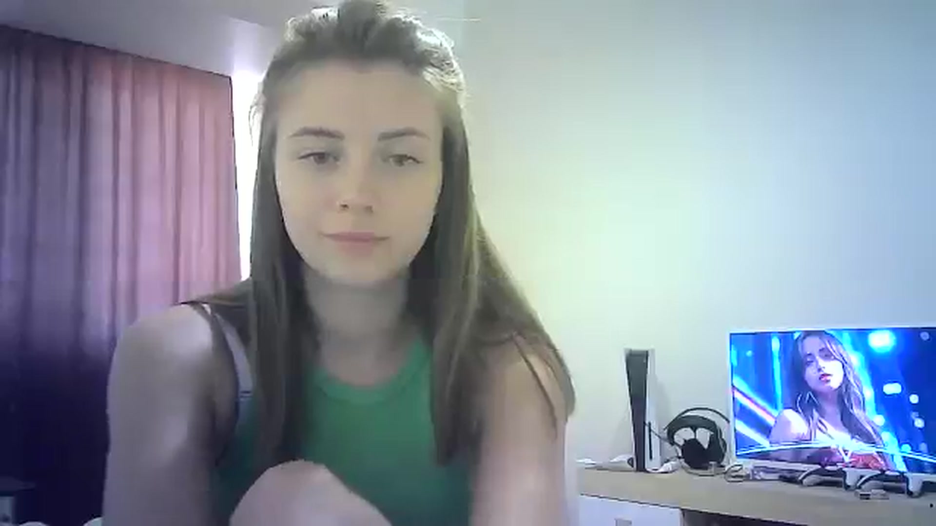 Gallery image thumbnail from Sulfate0's myfreecams stream on, 07/19/2024, 11:49 image 6 of 20