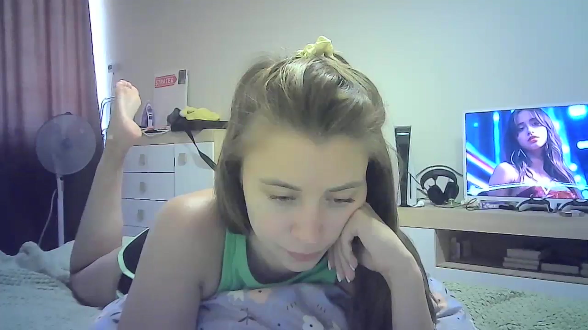 Gallery image thumbnail from Sulfate0's myfreecams stream on, 07/19/2024, 12:08 image 19 of 20