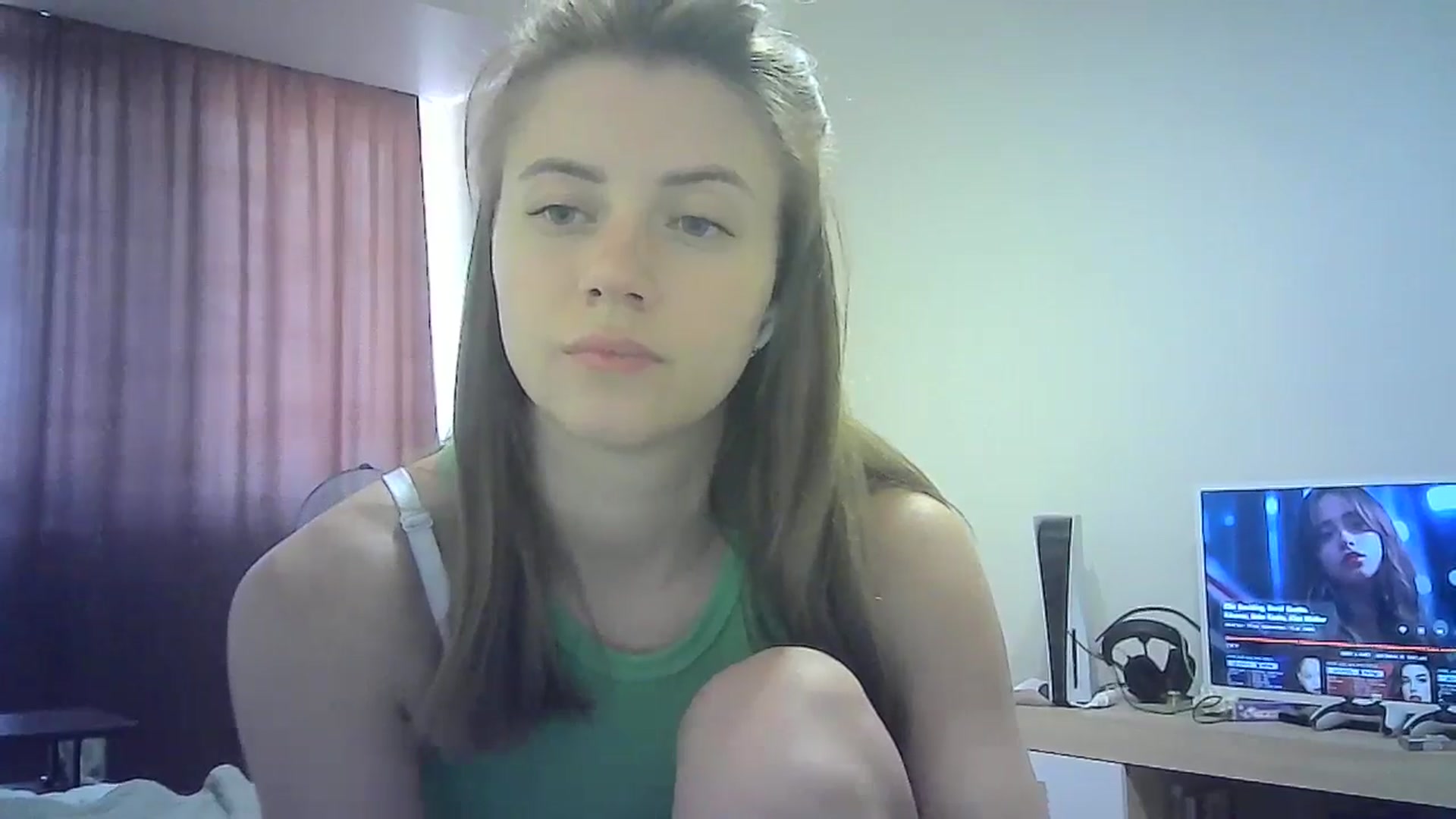 Gallery image thumbnail from Sulfate0's myfreecams stream on, 07/19/2024, 12:36 image 2 of 20