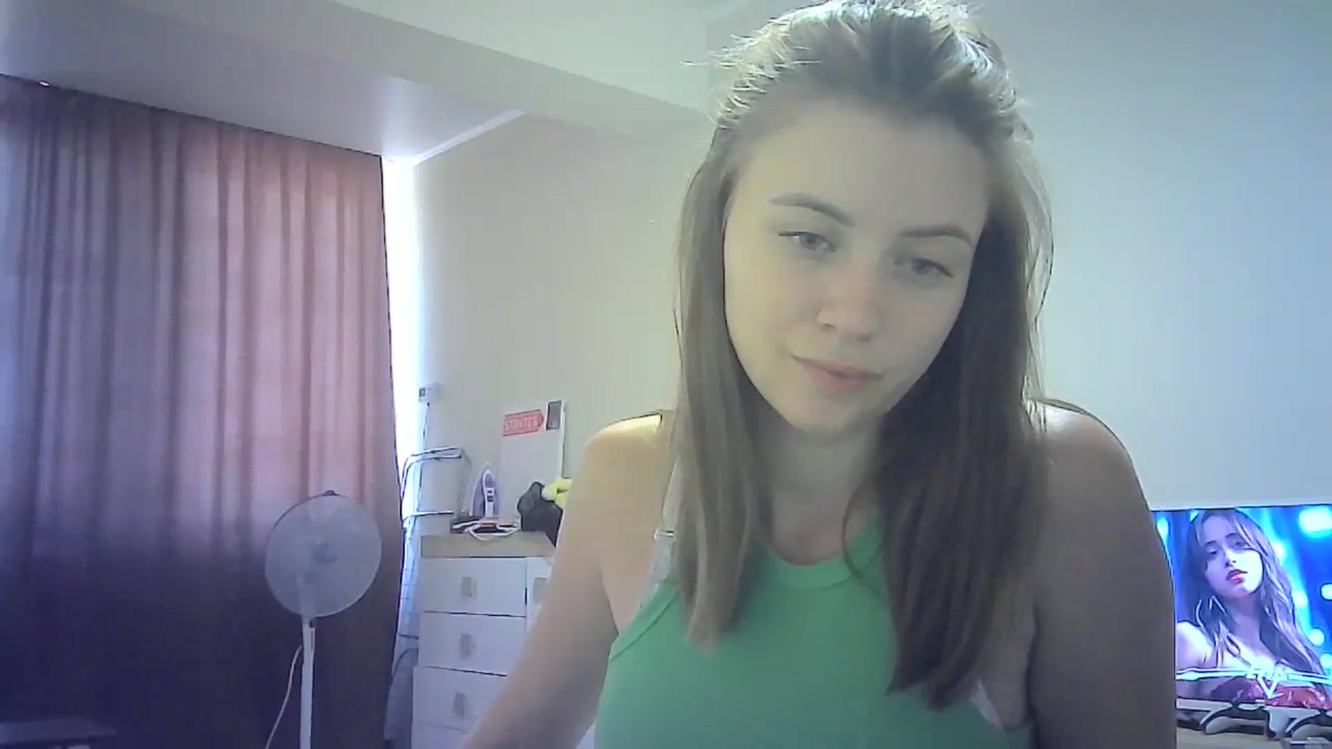 Gallery image thumbnail from Sulfate0's myfreecams stream on, 07/19/2024, 12:36 image 18 of 20