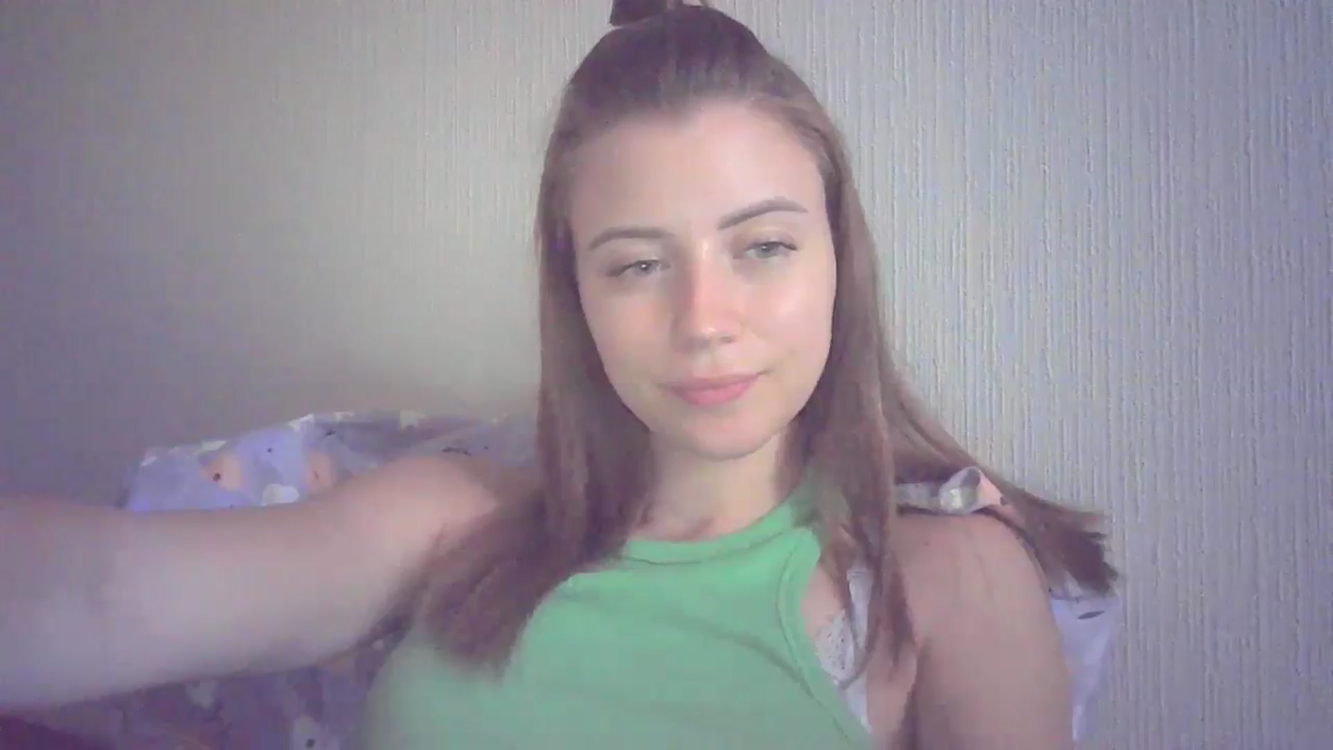 Gallery image thumbnail from Sulfate0's myfreecams stream on, 07/20/2024, 10:35 image 7 of 20
