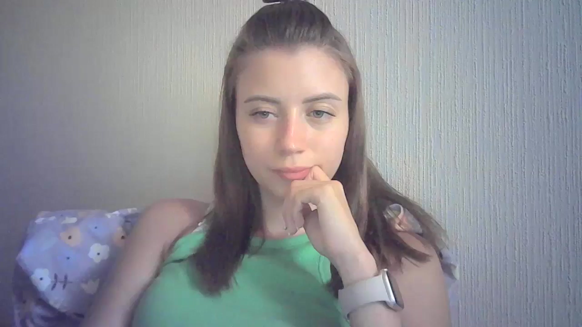 Gallery image thumbnail from Sulfate0's myfreecams stream on, 07/20/2024, 10:35 image 14 of 20