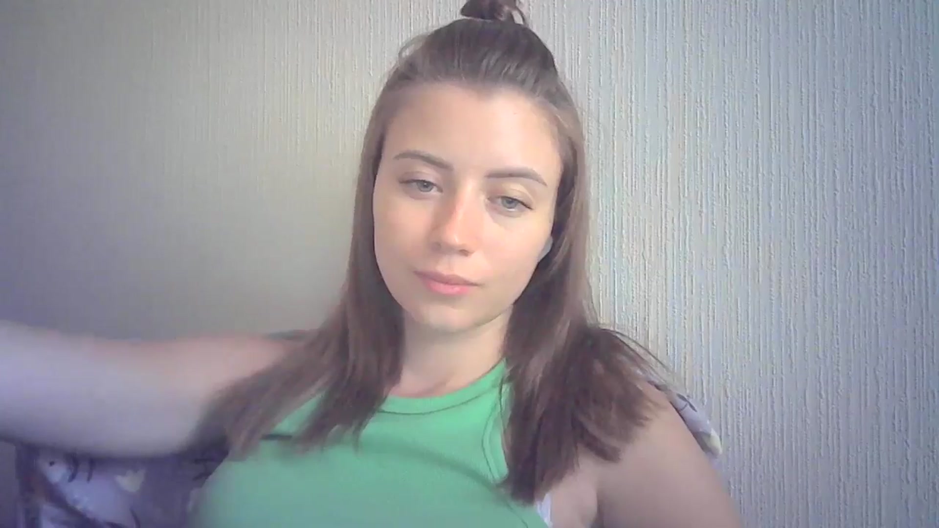 Gallery image thumbnail from Sulfate0's myfreecams stream on, 07/20/2024, 10:35 image 17 of 20