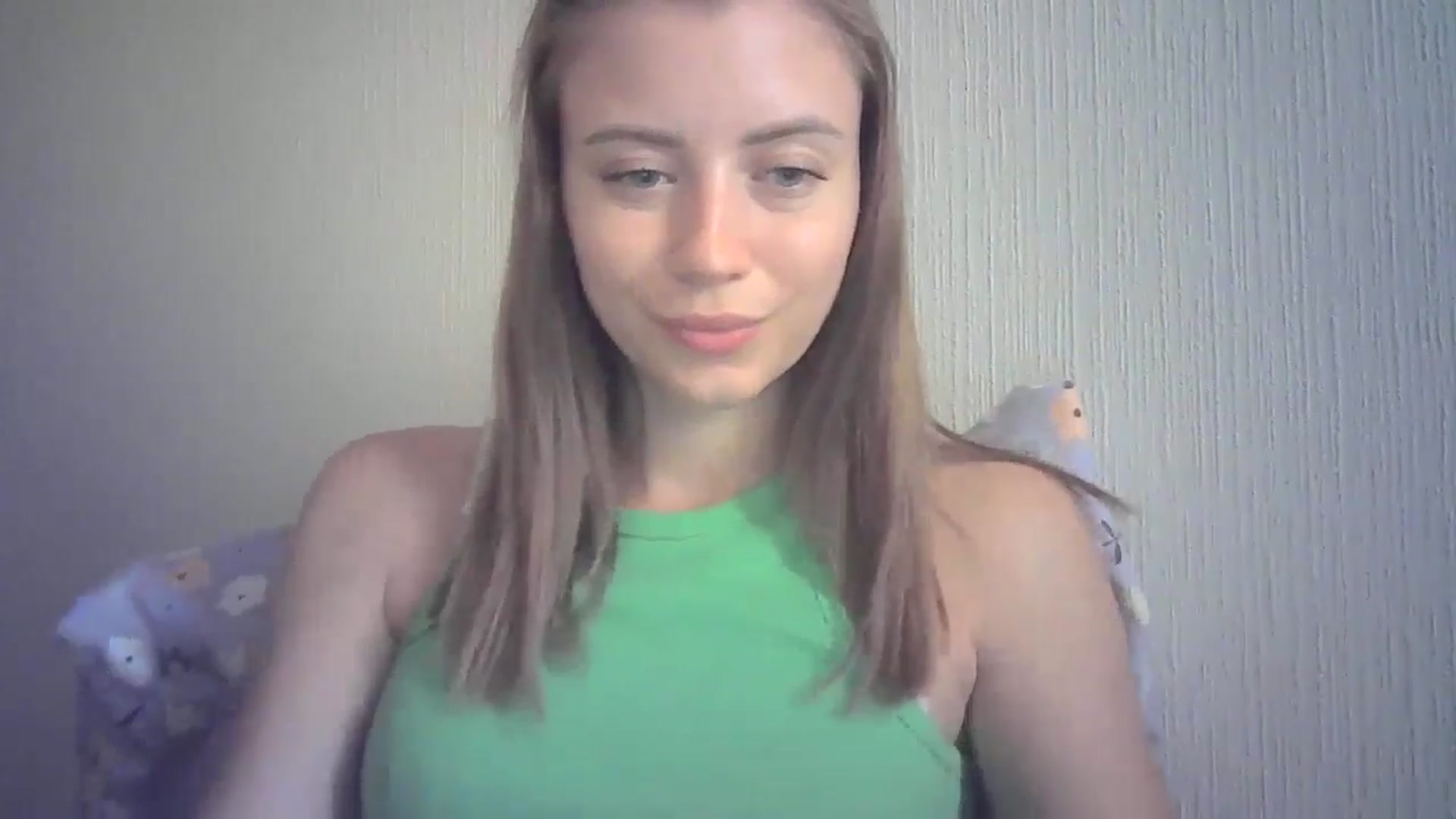 Gallery image thumbnail from Sulfate0's myfreecams stream on, 07/20/2024, 10:35 image 11 of 20